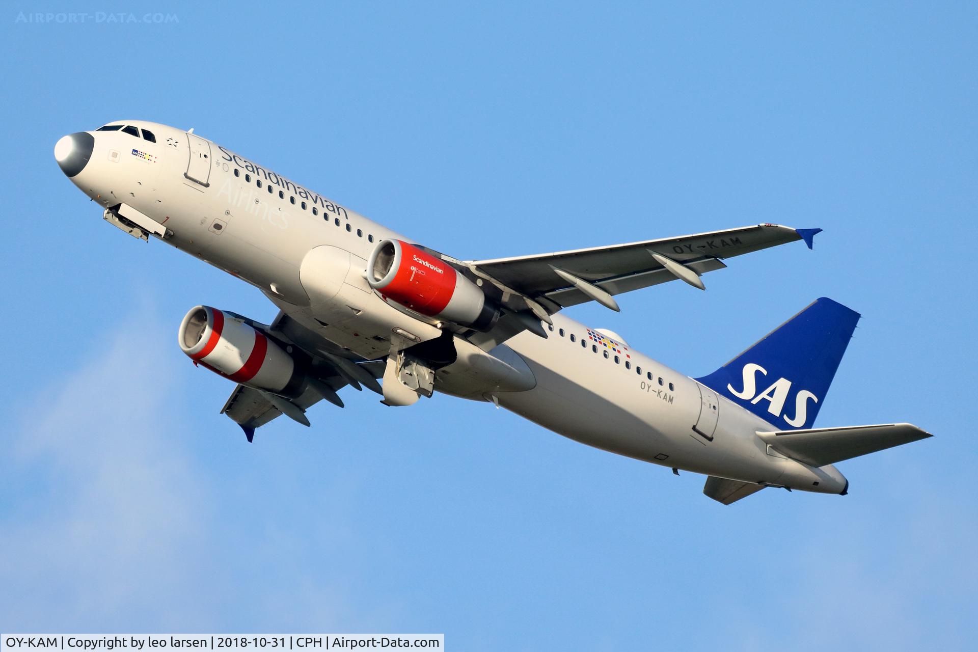 OY-KAM, 2006 Airbus A320-232 C/N 2911, Copenhagen 31.10.2018 T/O R-22R