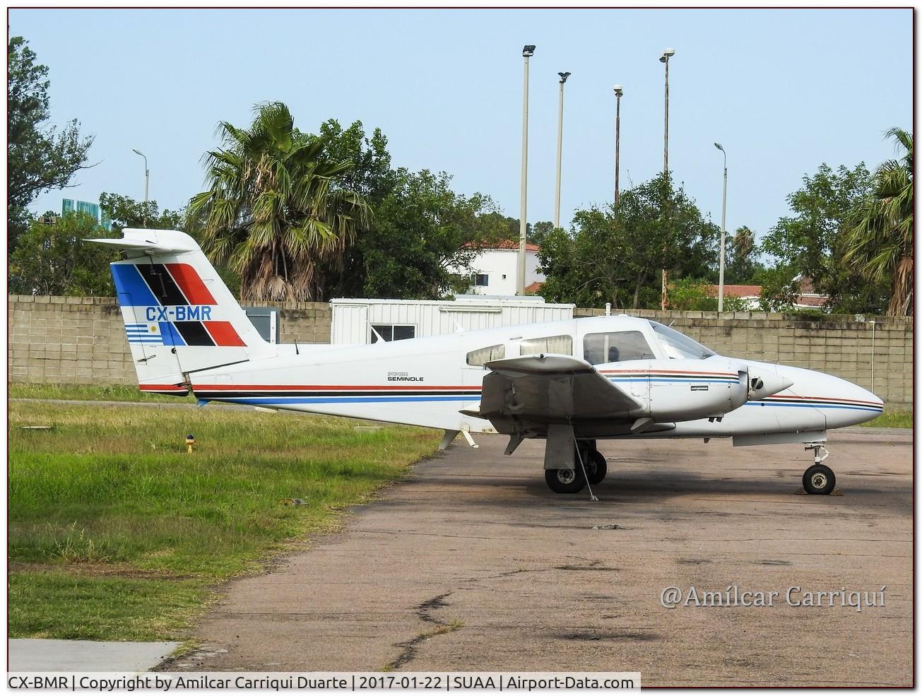 CX-BMR, 1981 Piper PA-44-180 Seminole C/N 44-8095024, Landed at SUAA