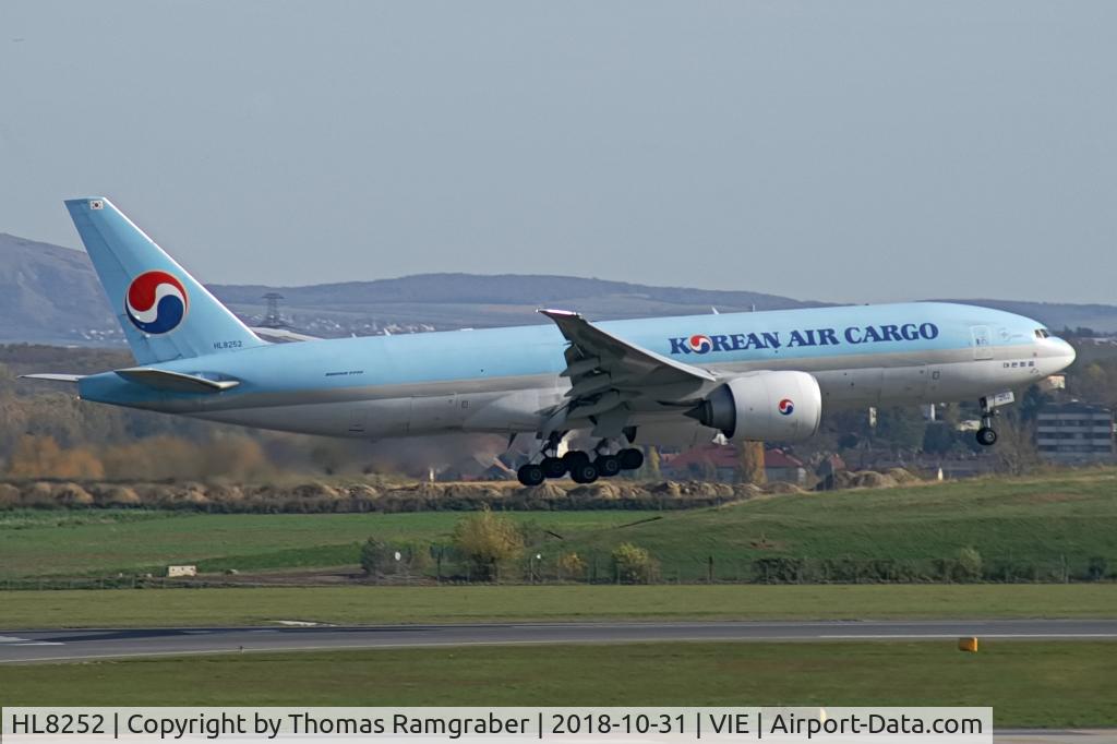 HL8252, 2012 Boeing 777-FB5 C/N 37638, Korean Air Cargo Boeing 777-200