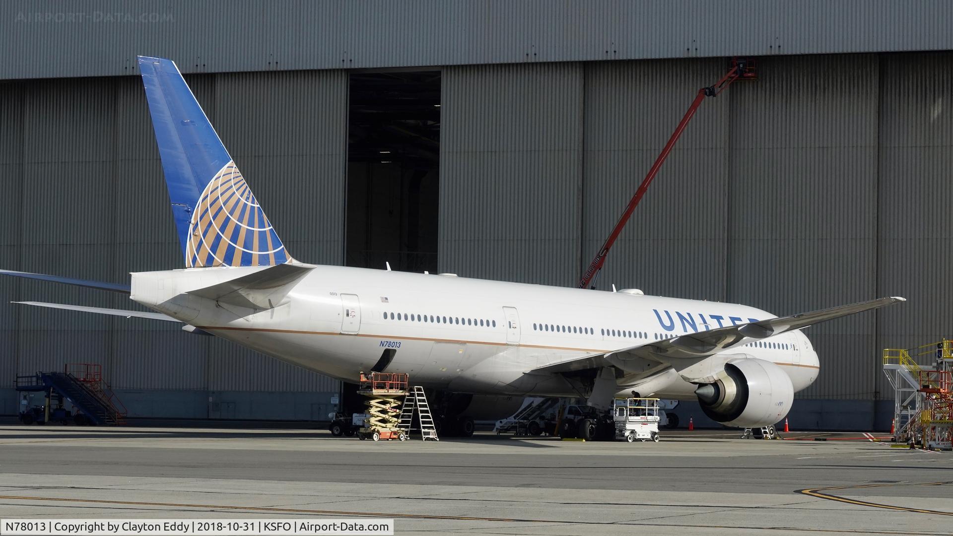 N78013, 1999 Boeing 777-224 C/N 29861, SFO 2018.