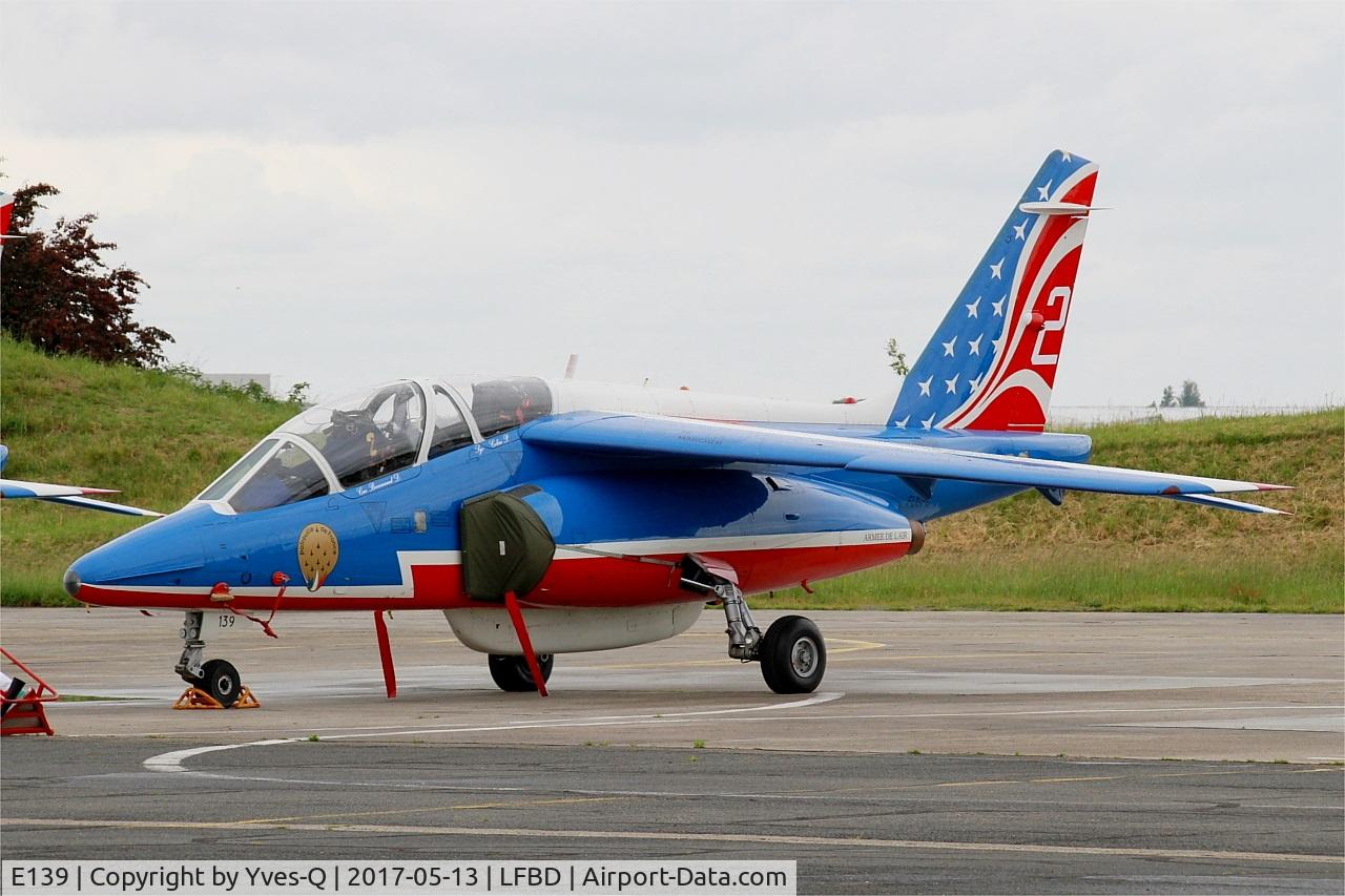 E139, Dassault-Dornier Alpha Jet E C/N E139, Dassault-Dornier Alpha Jet E (F-UGFC), Athos 02 of Patrouille de France 2017, Flight line, Bordeaux-Mérignac Air Base 106 (LFBD-BOD) Open day 2017