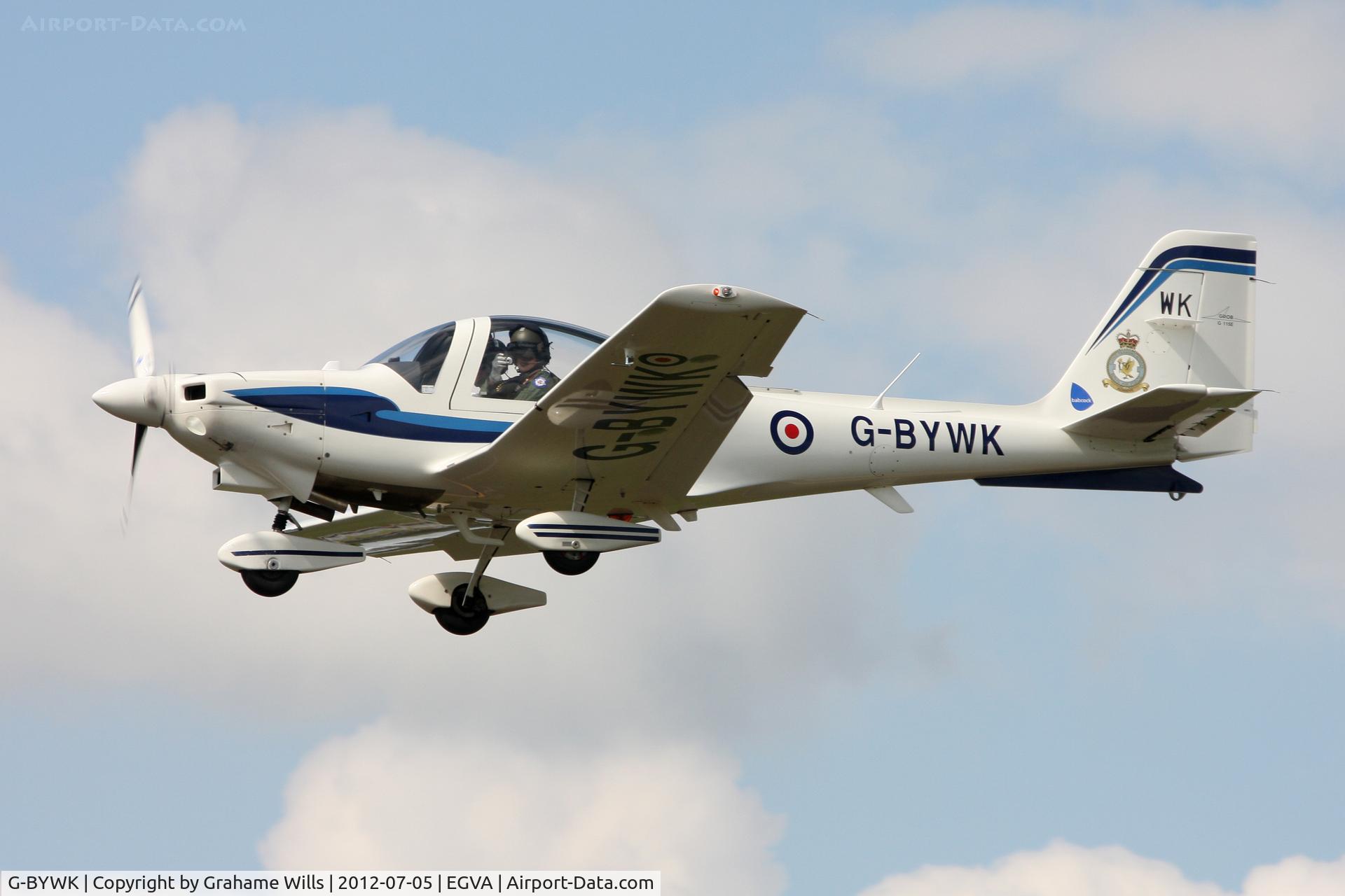 G-BYWK, 2000 Grob G-115E Tutor T1 C/N 82146/E, Grob G115E Tutor T1 G-BYWK Bristol UAS RAF, Fairford 5/7/12