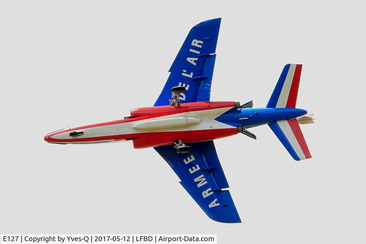 E127, 1983 Dassault-Dornier Alpha Jet E C/N E127, Dassault-Dornier Alpha Jet E (F-UGFK), Athos 06 of Patrouille de France 2017, On final rwy 23, Bordeaux-Mérignac Air Base 106 (LFBD-BOD) Open day 2017