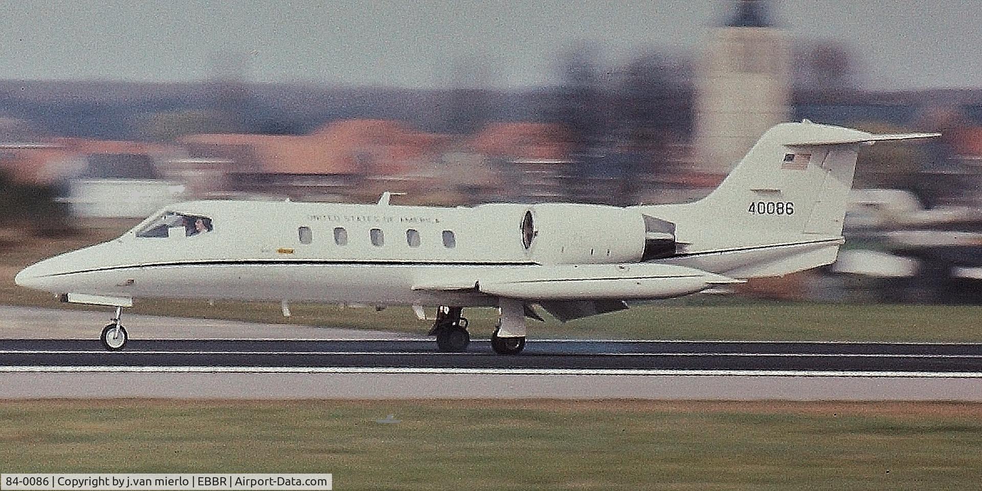84-0086, 1984 Gates Learjet C-21A C/N 35A-532, Landing Brussels 25L
