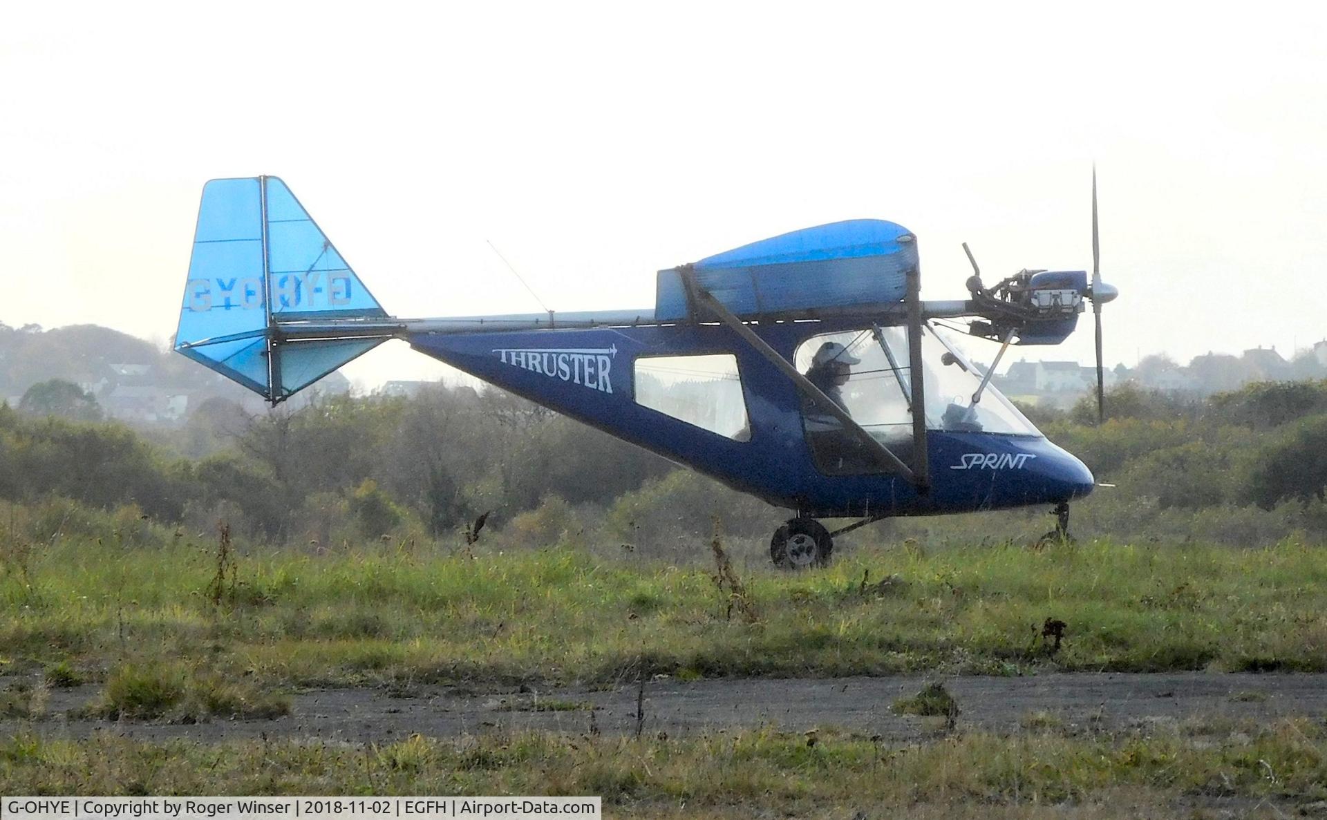 G-OHYE, 2004 Thruster T600N 450 C/N 0042-T600N-098, Visiting Thruster.