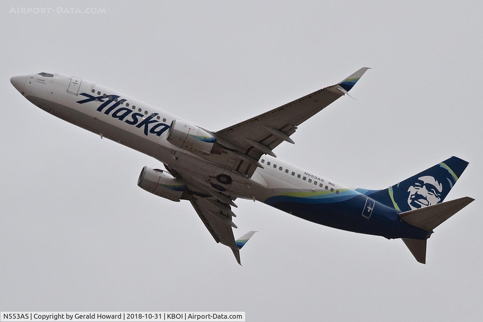 N553AS, 2006 Boeing 737-890 C/N 34594, Departing RWY 28R.