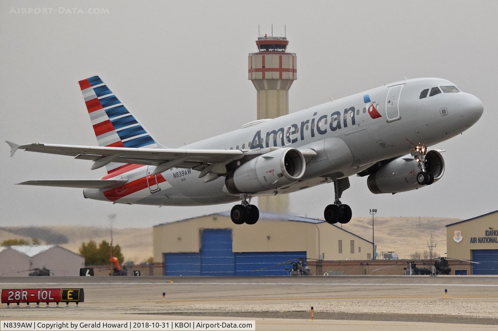 N839AW, 2006 Airbus A319-132 C/N 2669, Take off from RWY 28R.