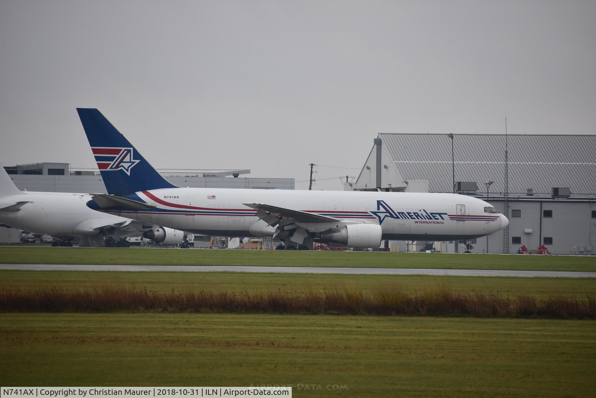N741AX, 1982 Boeing 767-232 C/N 22215, Boeing 767-232