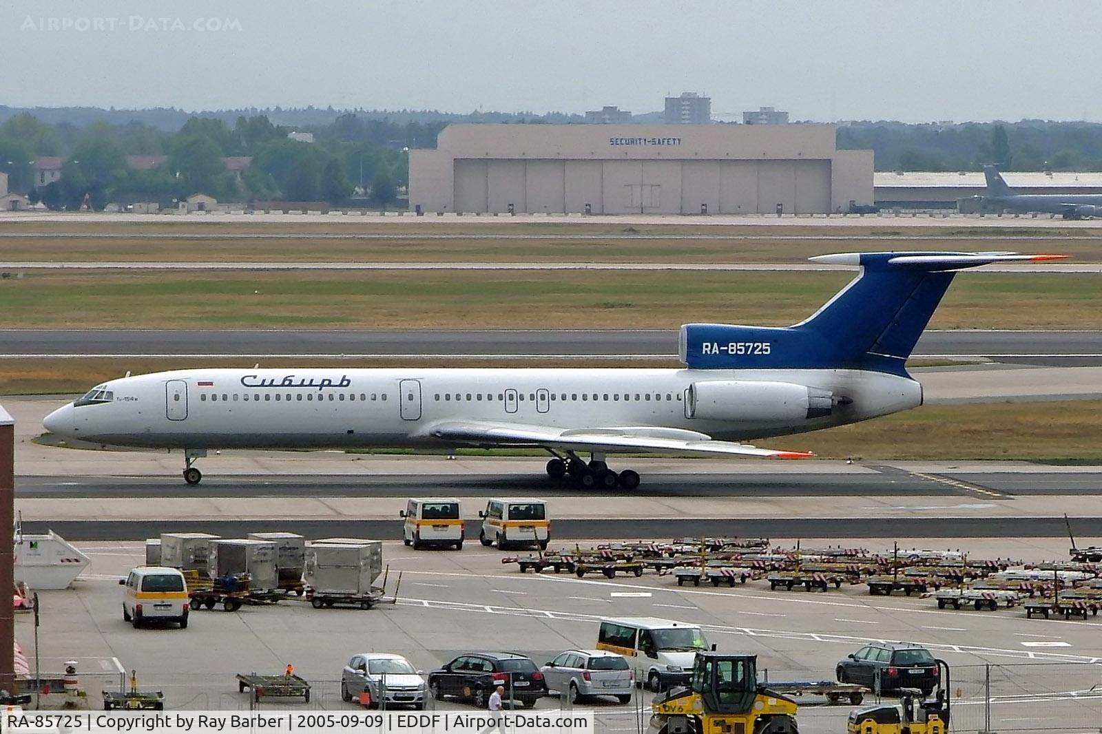 RA-85725, 1992 Tupolev Tu-154M C/N 92A907, RA-85725   Tupolev Tu-154M [92A-907] (Sibir Airlines) Frankfurt Int'l~D 09/09/2005