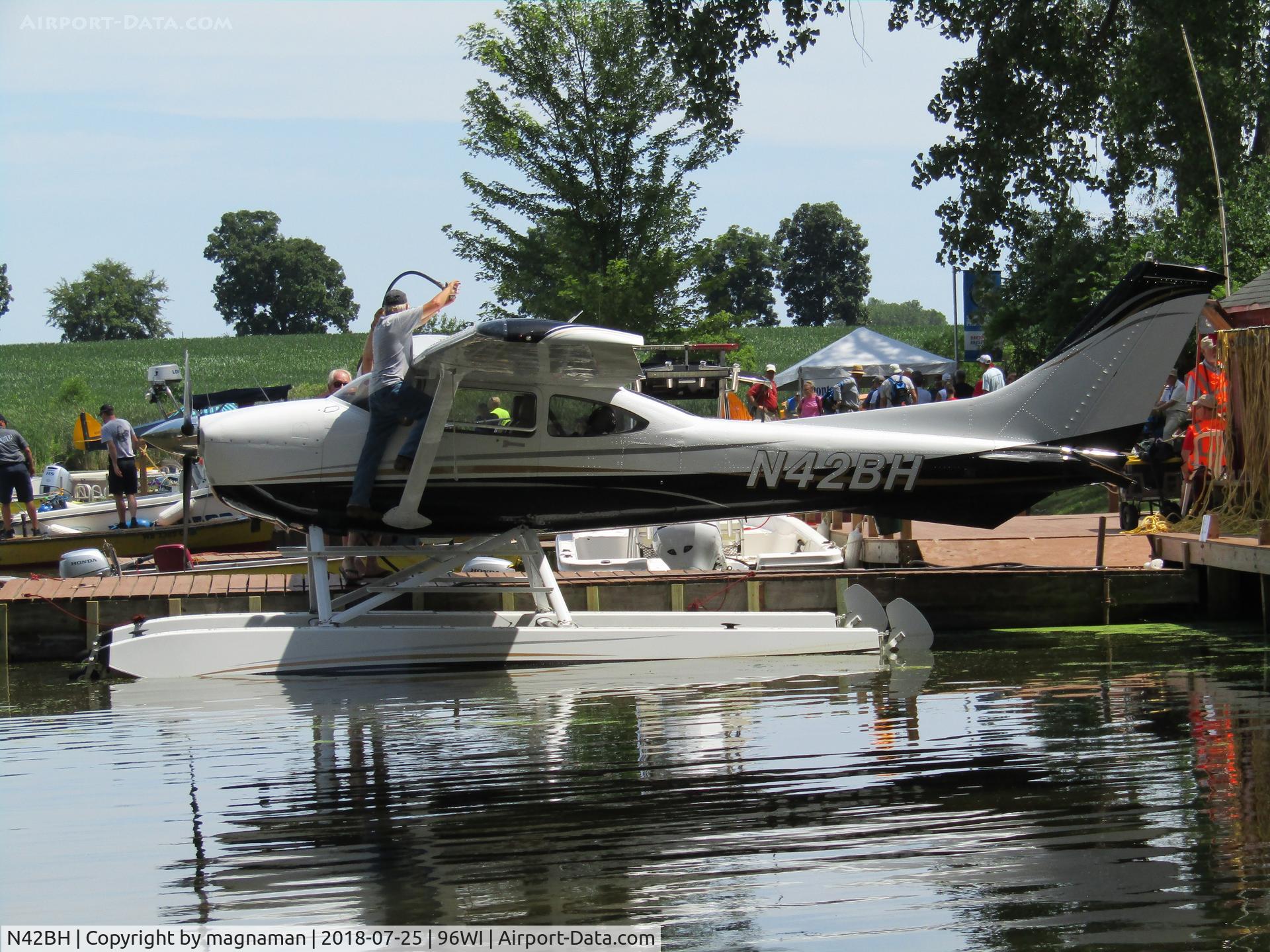 N42BH, Cessna 182R Skylane C/N 18268199, at tranquil sea plane base