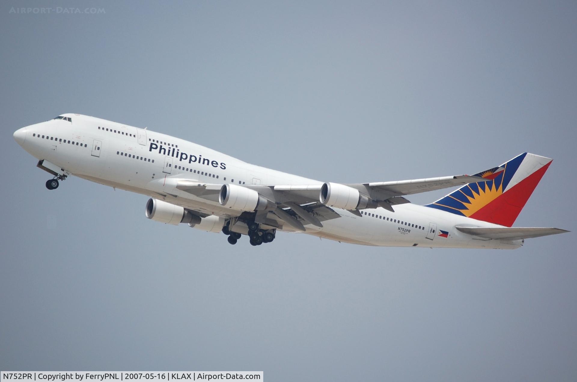 N752PR, 1993 Boeing 747-4F6 C/N 27262, Philippines B744 departing LAX