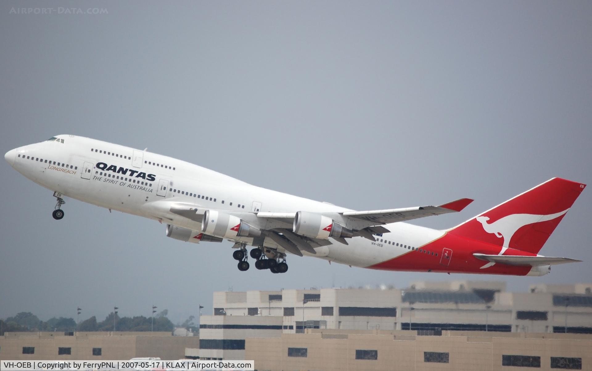 VH-OEB, 1993 Boeing 747-48E C/N 25778, Qantas B744 departing.