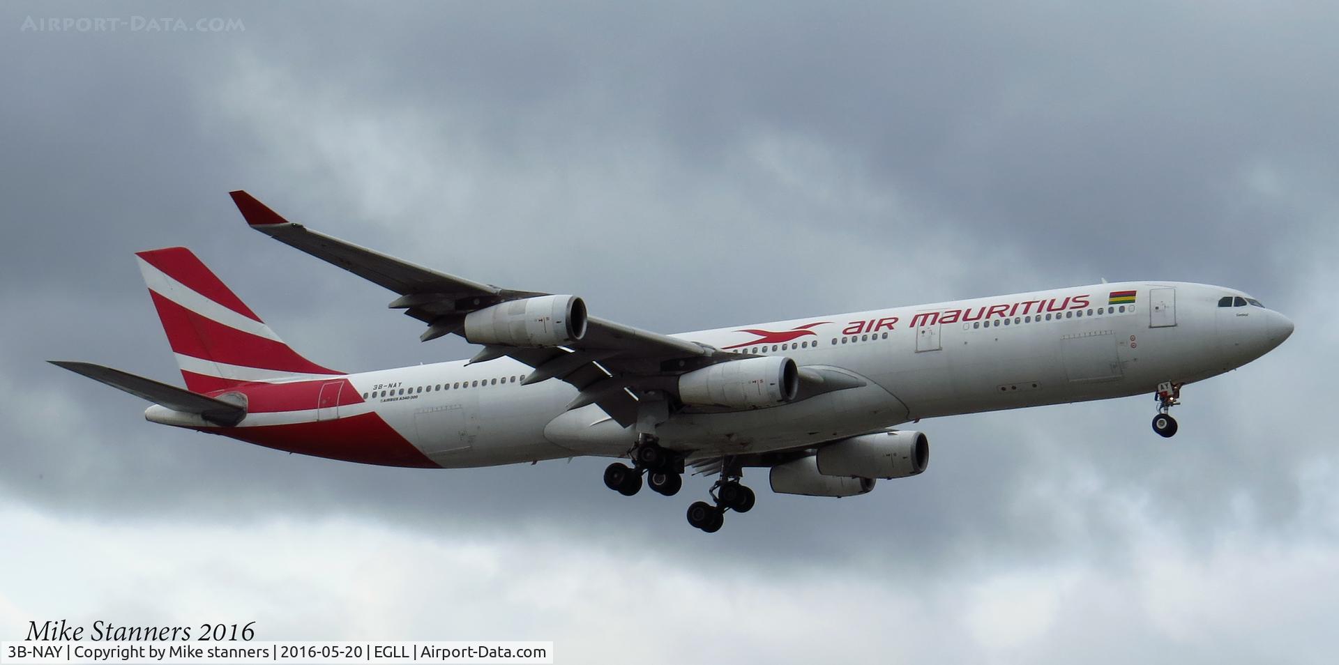3B-NAY, 1996 Airbus A340-313 C/N 152, Air Mauritius A340- 313X landing runway 27R from MRU