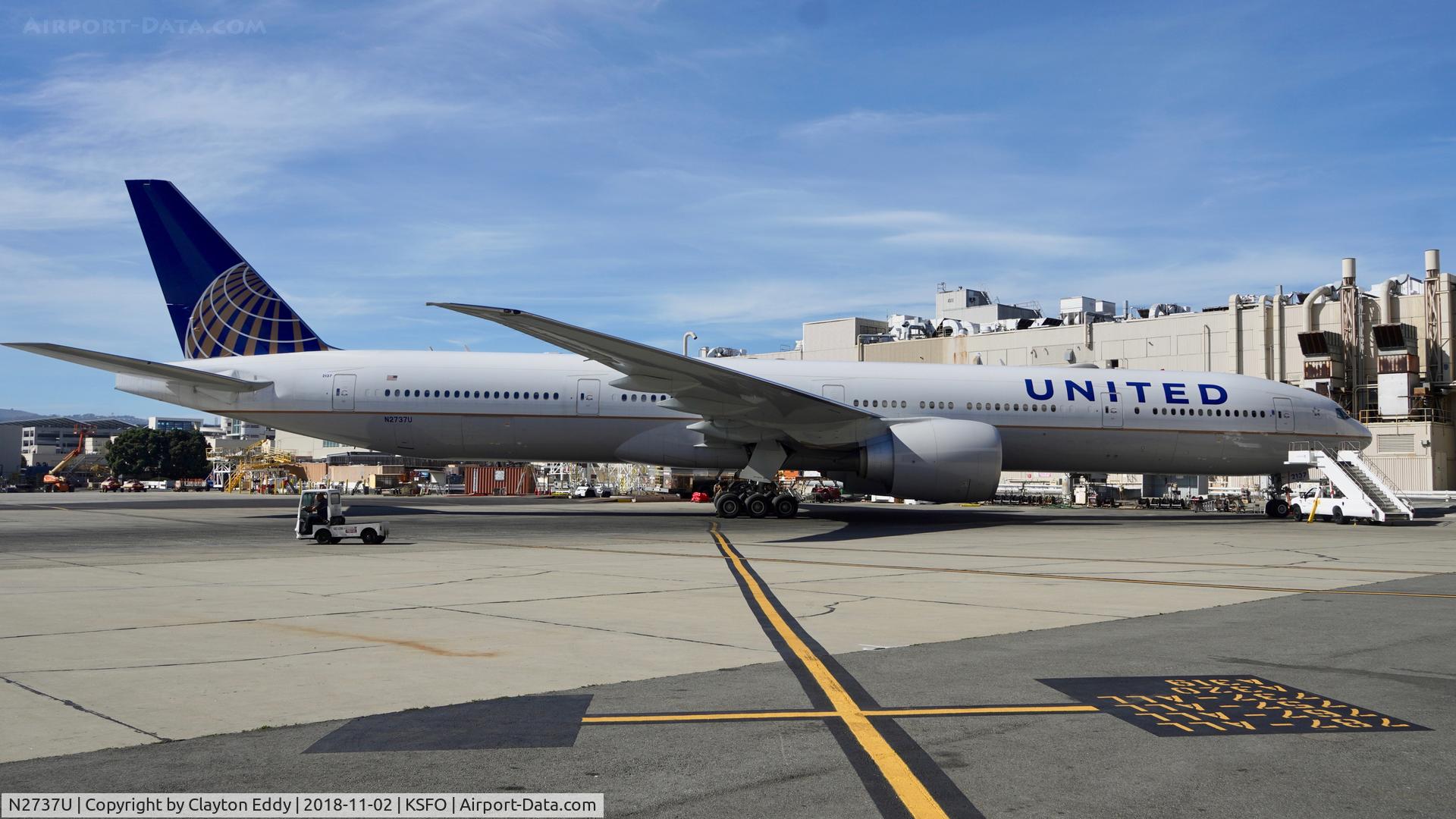 N2737U, 2017 Boeing 777-300/ER C/N 62647, SFO 2018.