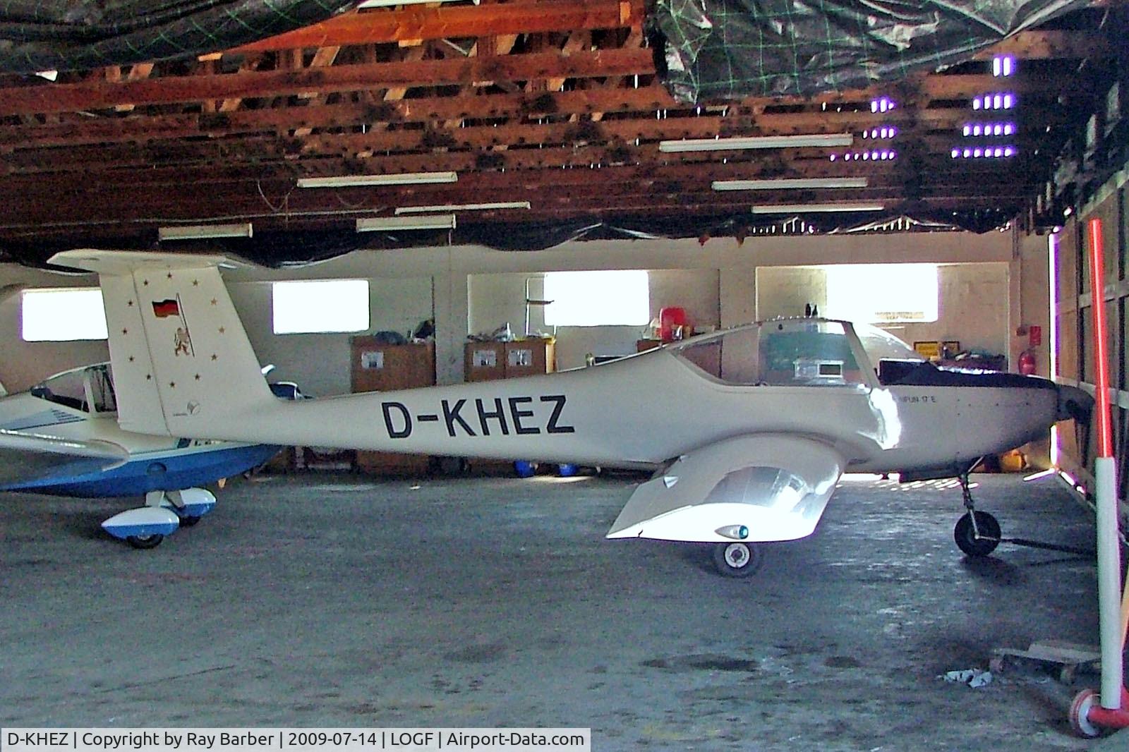 D-KHEZ, 1985 Valentin Taifun 17E C/N 1072, D-KHEZ   Valentin Taifun 17E [1072] Furstenfeld~OE 14/07/2009