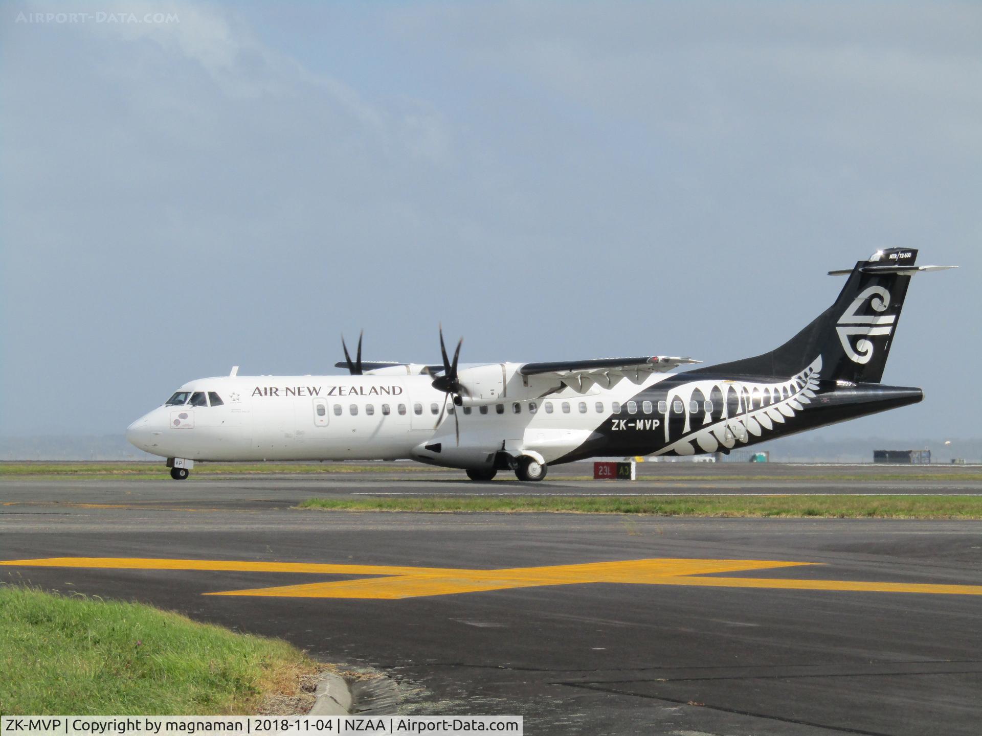 ZK-MVP, 2017 ATR 72-600 C/N 1444, leaving in the sun