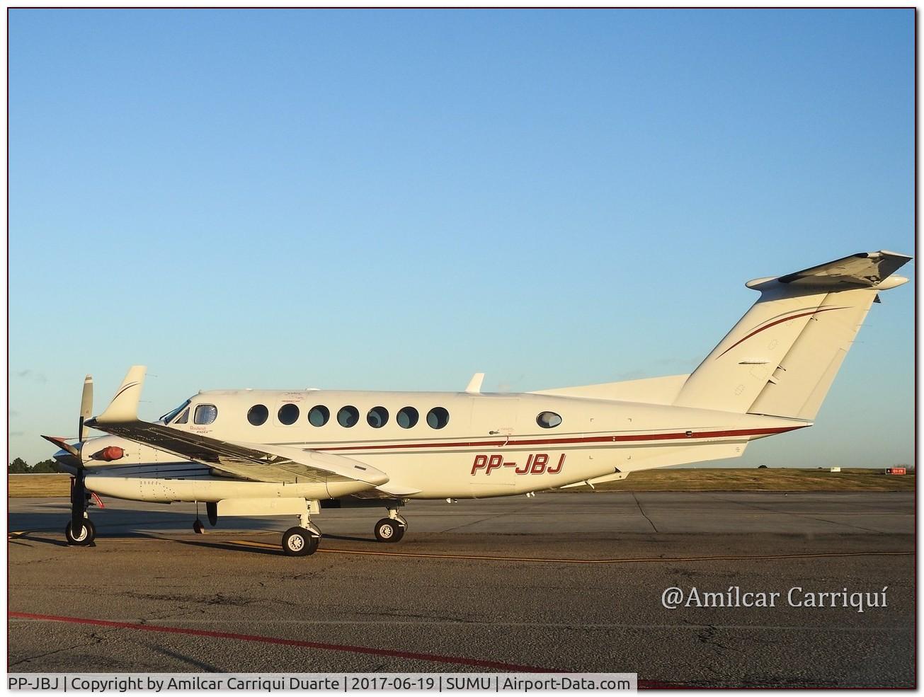 PP-JBJ, 2007 Hawker Beechcraft 350 King Air (B300) C/N FL-564, Landed at SUMU