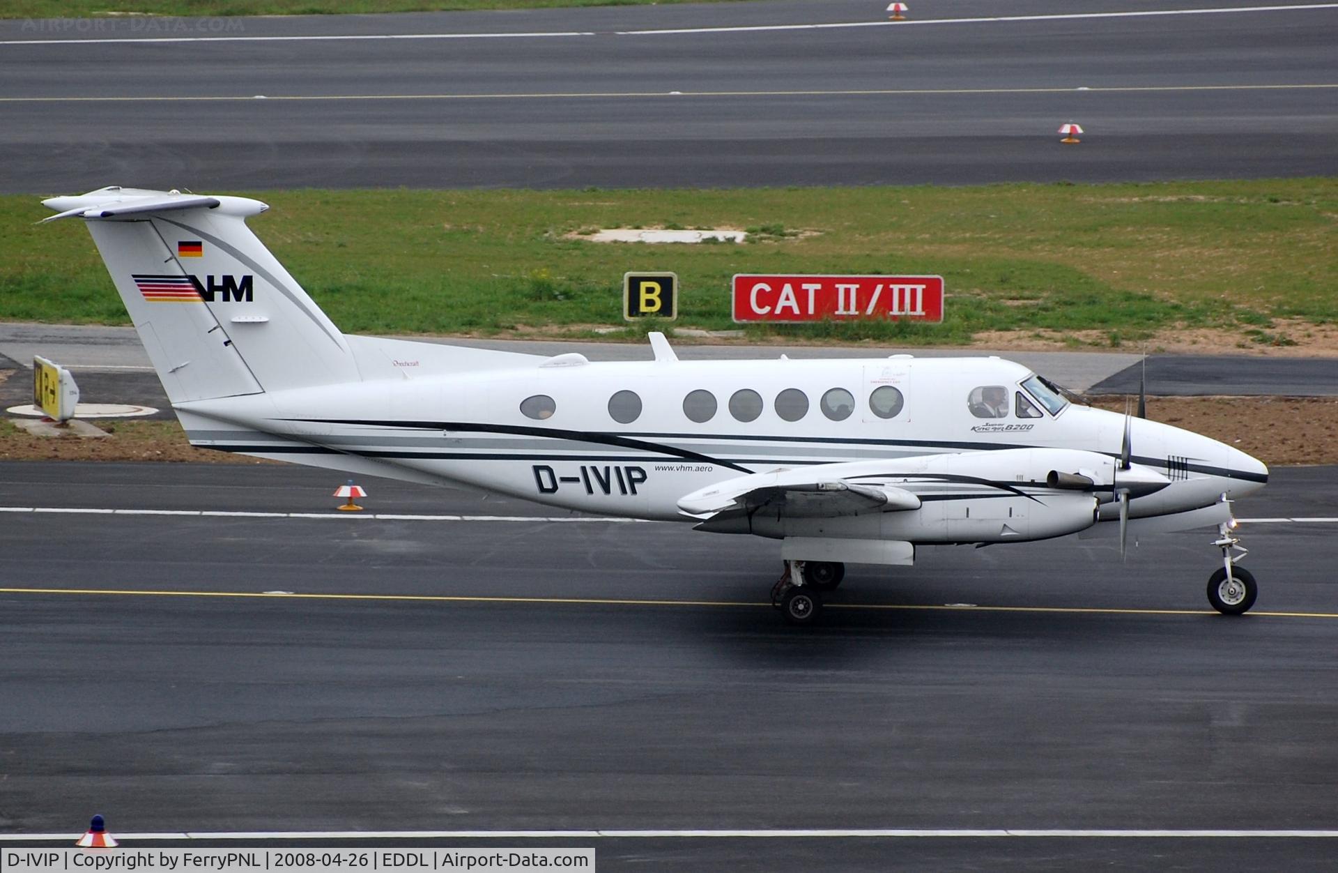 D-IVIP, 1999 Raytheon B200 King Air C/N BB-1672, VHM Be200 King Air