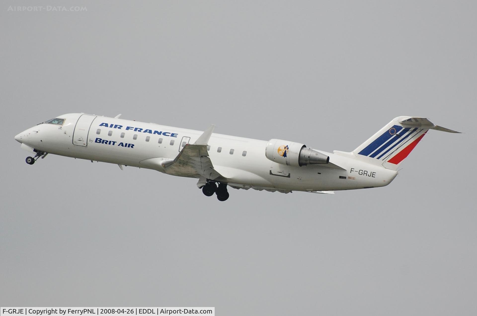 F-GRJE, 1996 Canadair CRJ-100ER (CL-600-2B19) C/N 7106, Air France CL200 taking-off.