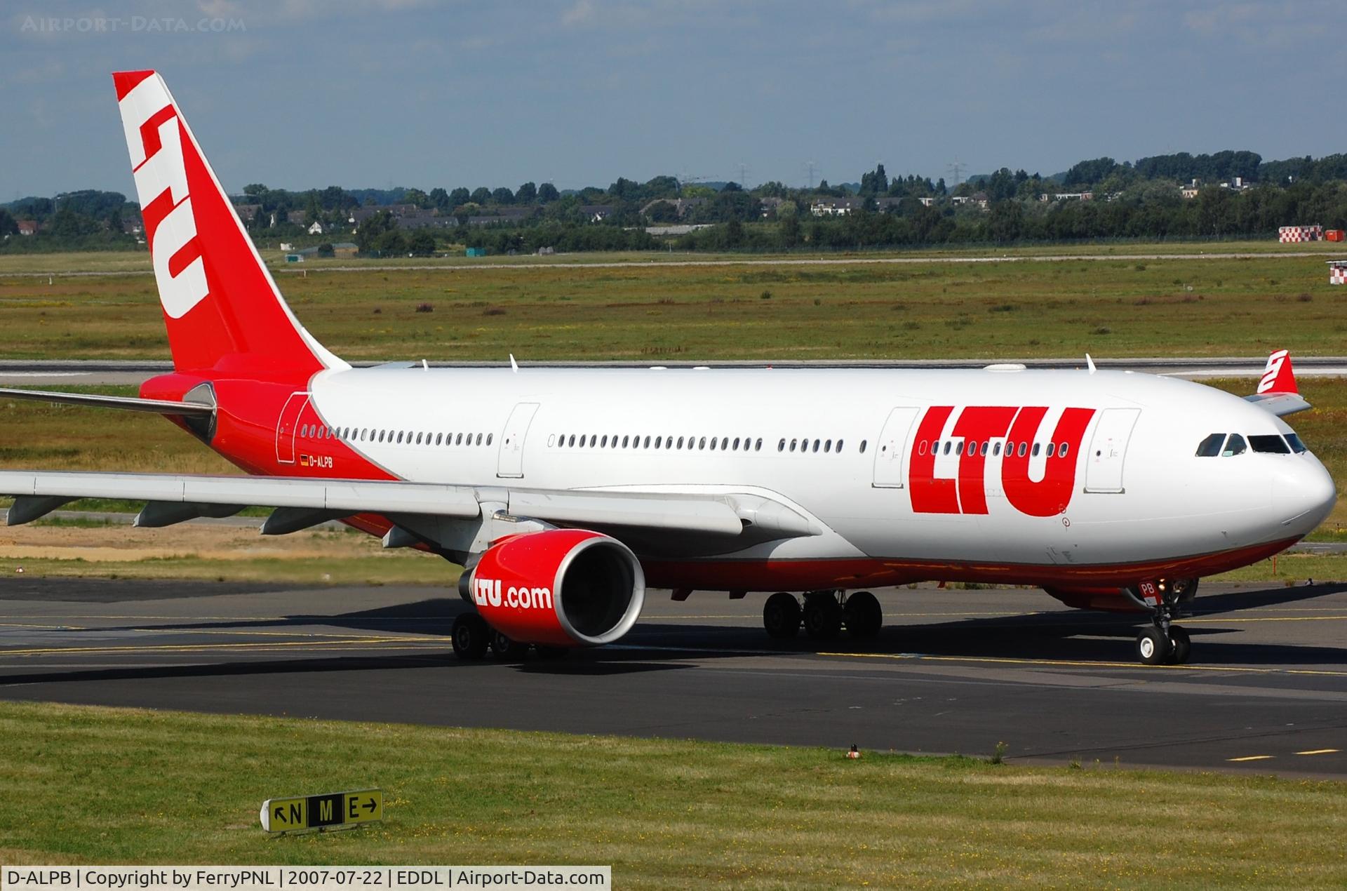 D-ALPB, 2001 Airbus A330-223 C/N 0432, LTU A332 nearing the railway station.