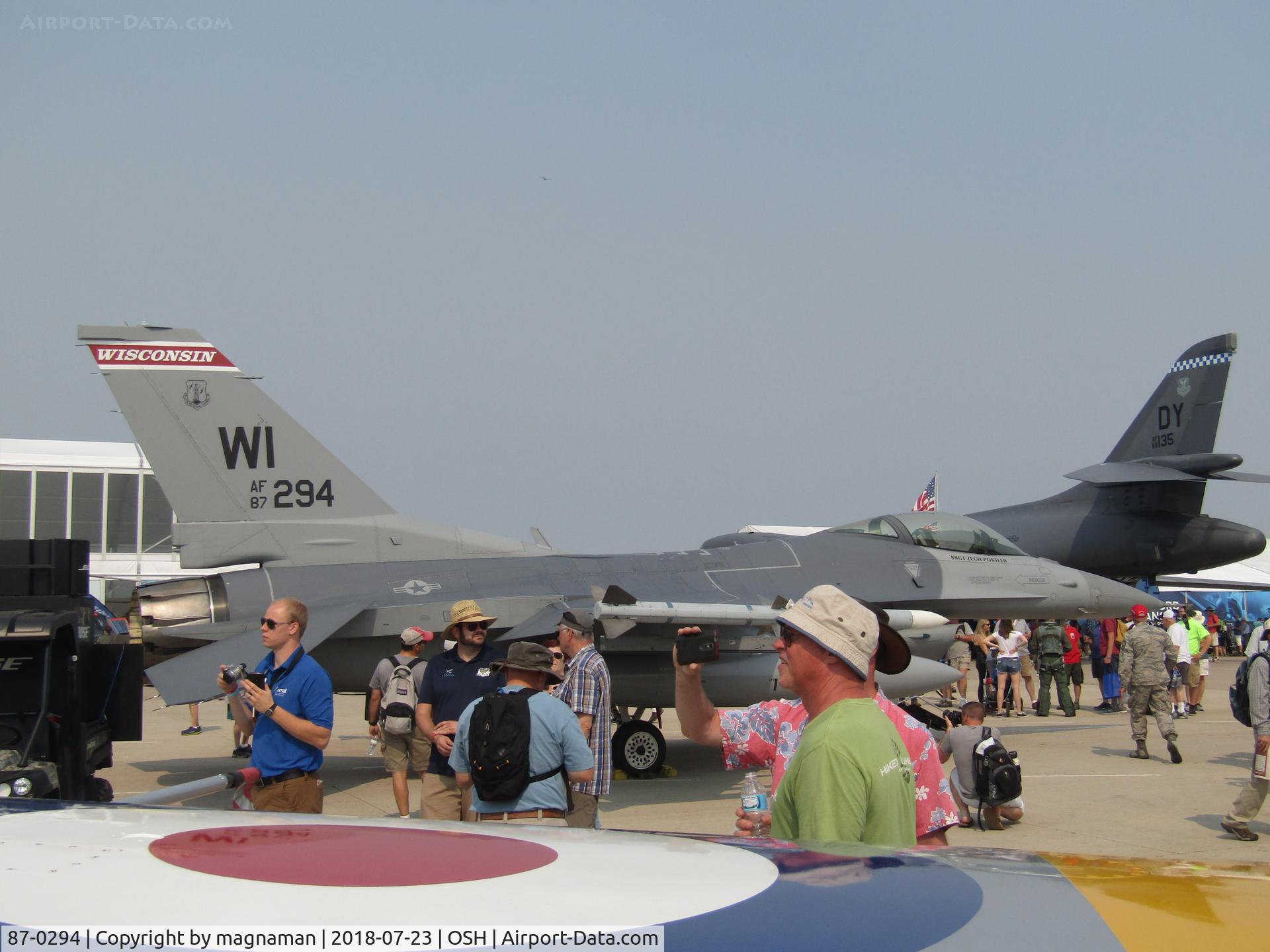 87-0294, 1987 General Dynamics F-16C Fighting Falcon C/N 5C-555, at OSH 2018
