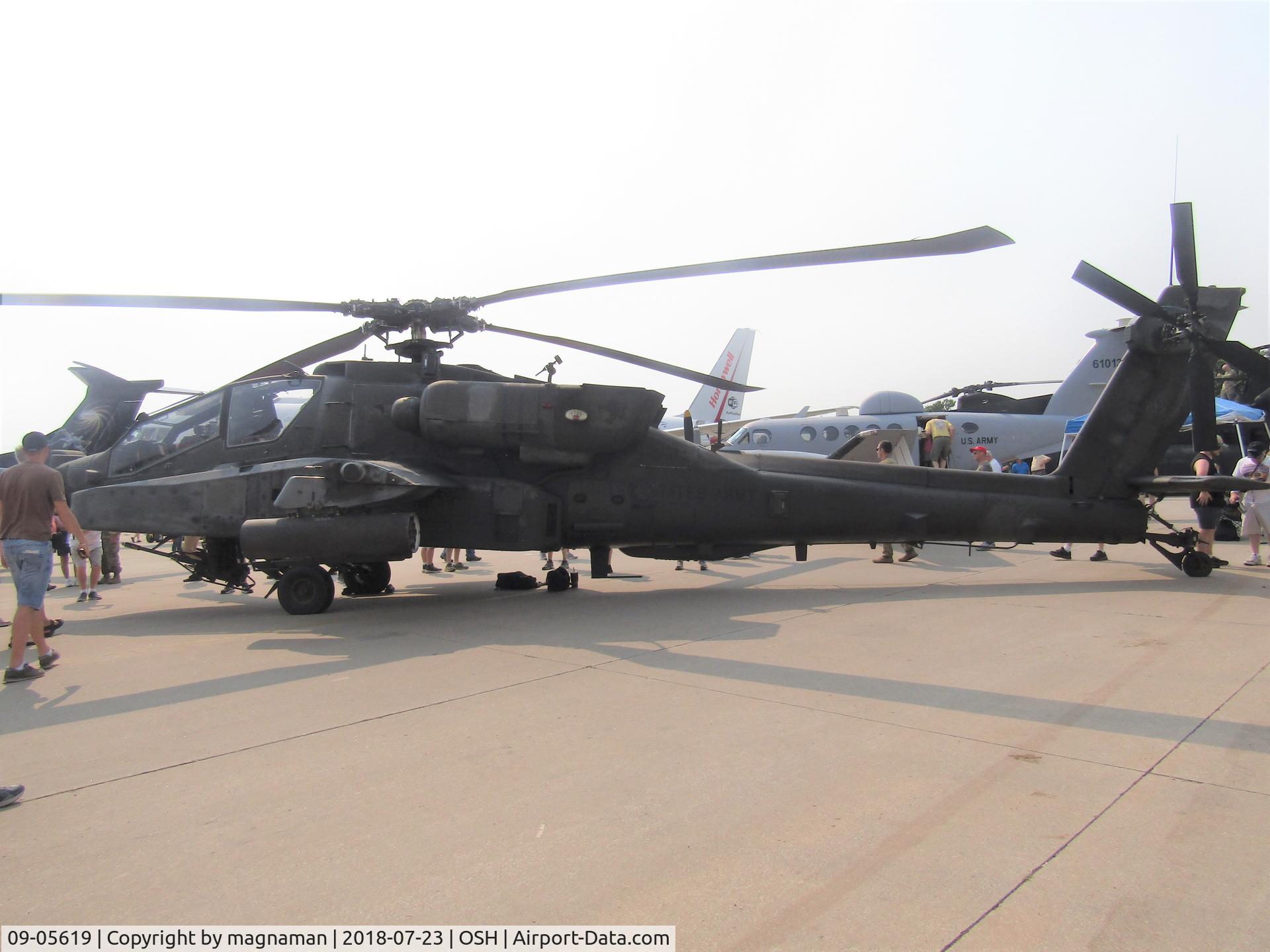 09-05619, Boeing AH-64D Longbow Apache C/N PVD619, at EAA 2018
