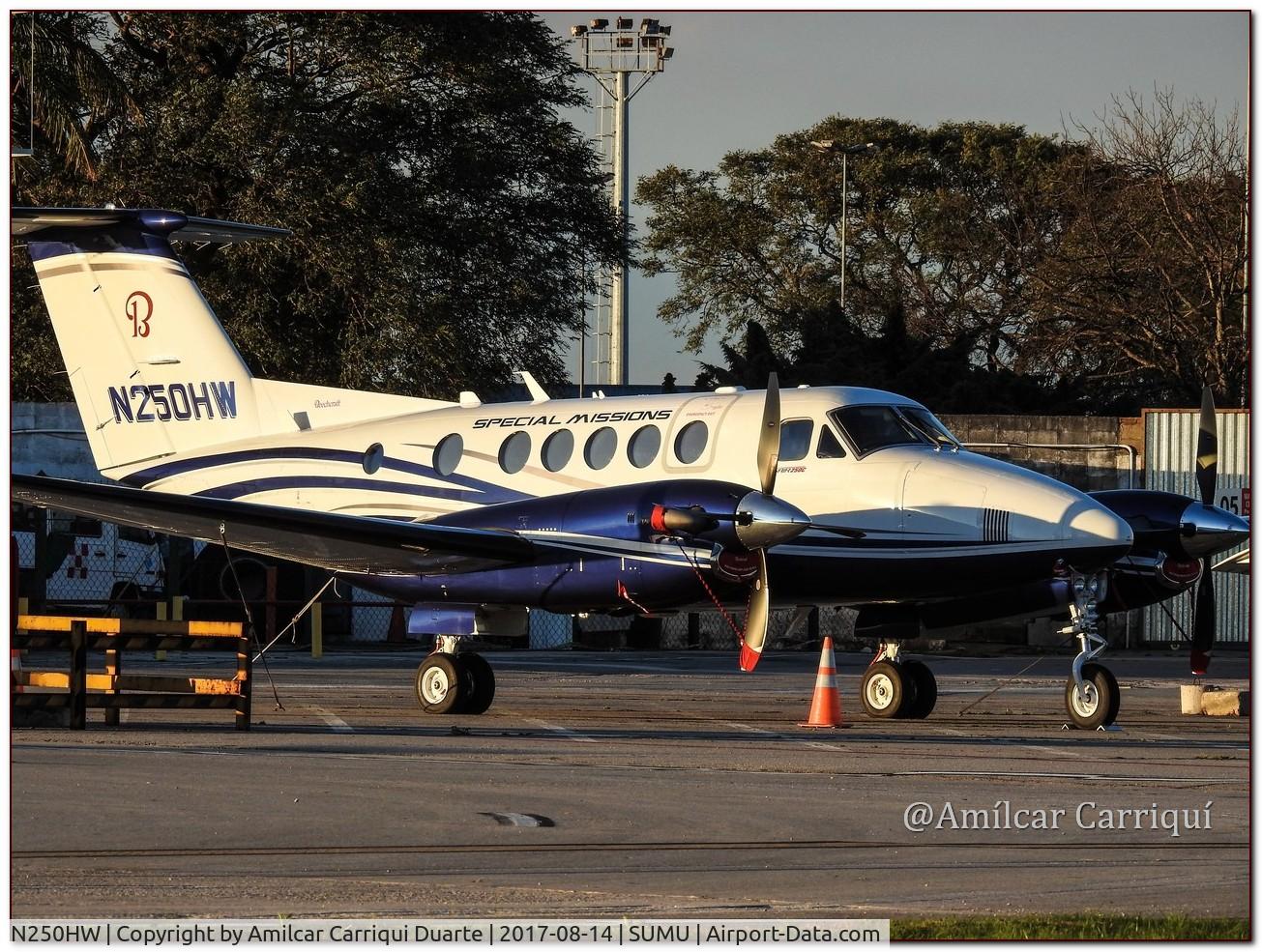 N250HW, 2016 Beechcraft B200CGT C/N BZ-1, Landed at SUMU