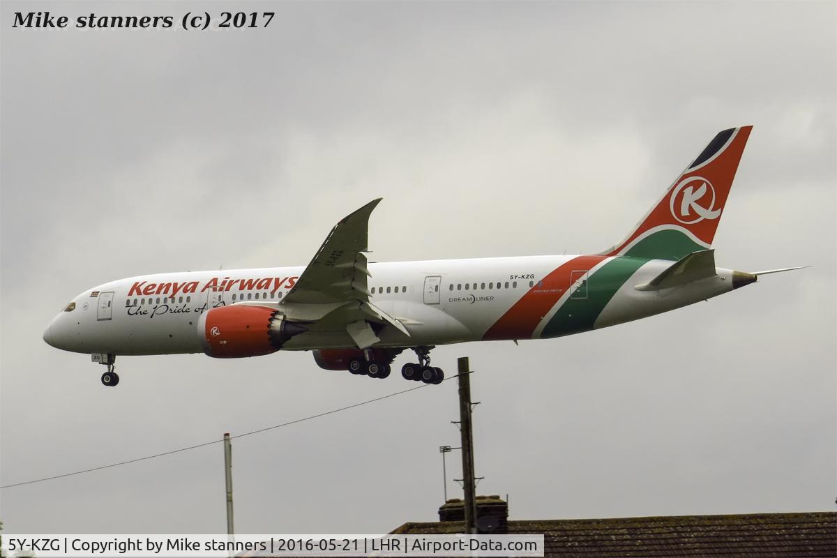 5Y-KZG, 2015 Boeing 787-8 Dreamliner Dreamliner C/N 36044, Kenya Airways Boeing 787-8 Dreamliner Landing runway 27L ,LHR 21.5.16