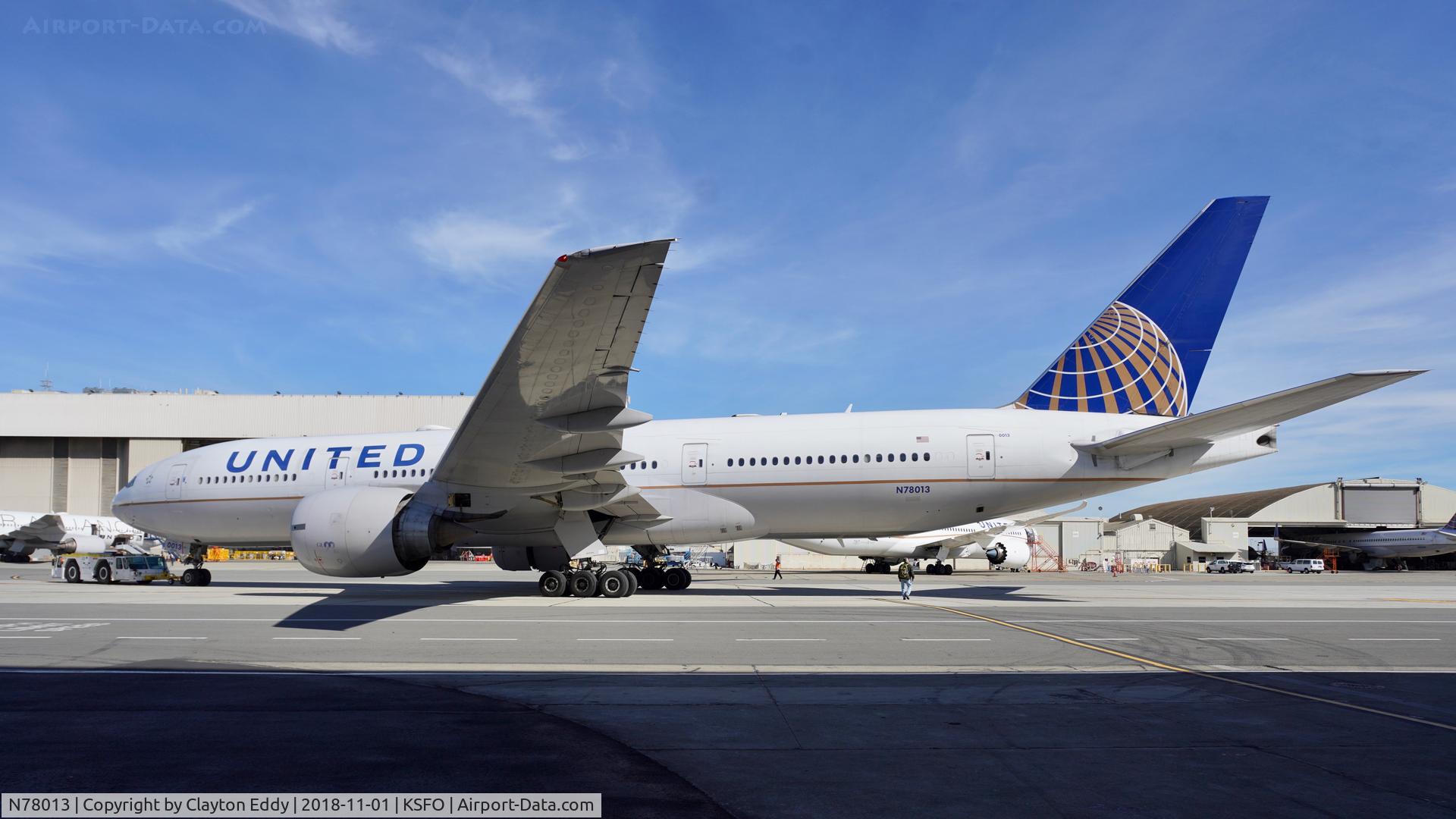 N78013, 1999 Boeing 777-224 C/N 29861, SFO 2018.