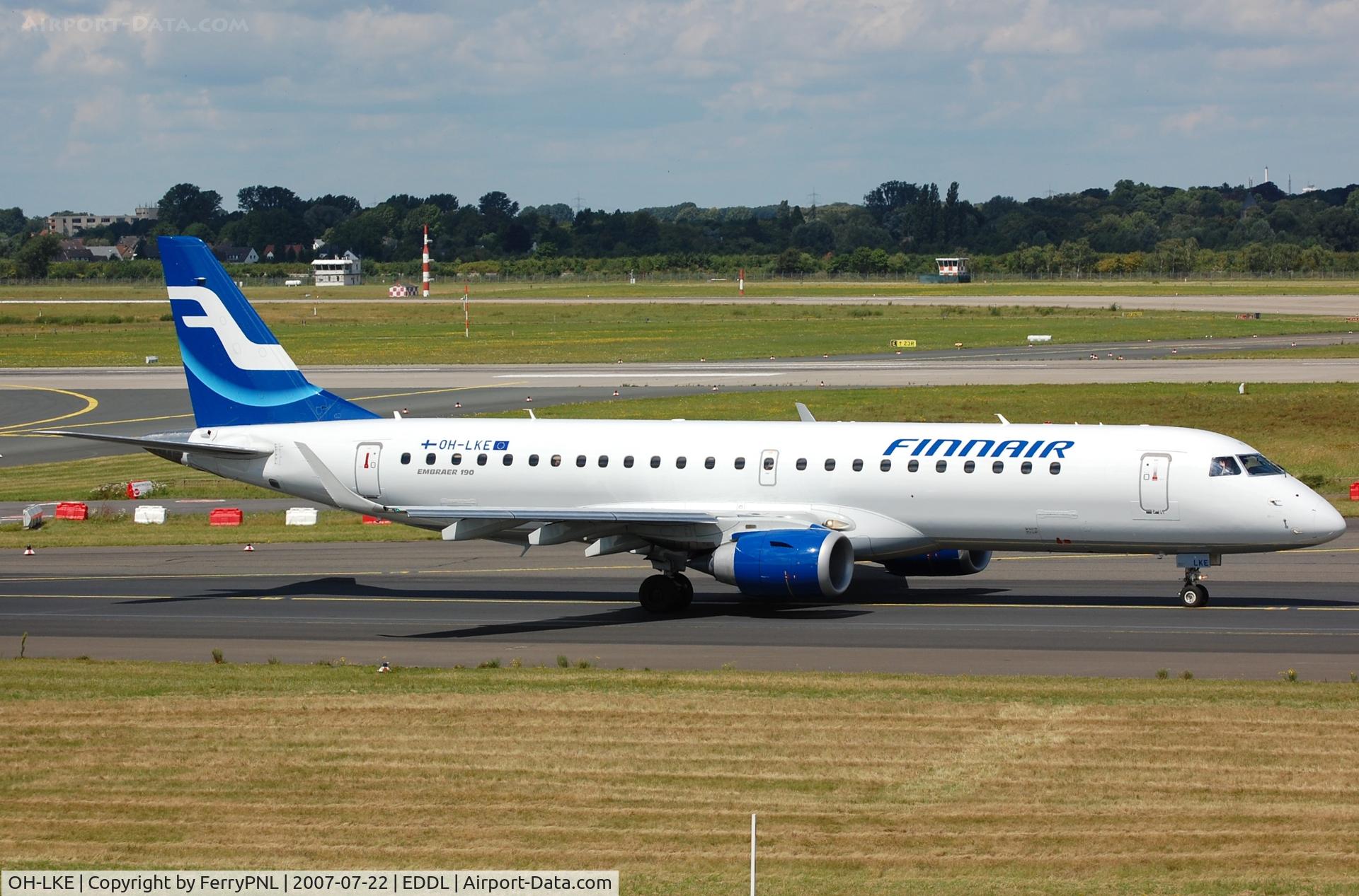 OH-LKE, 2007 Embraer 190LR (ERJ-190-100LR) C/N 19000059, Finnair ERJ170 taxying out.
