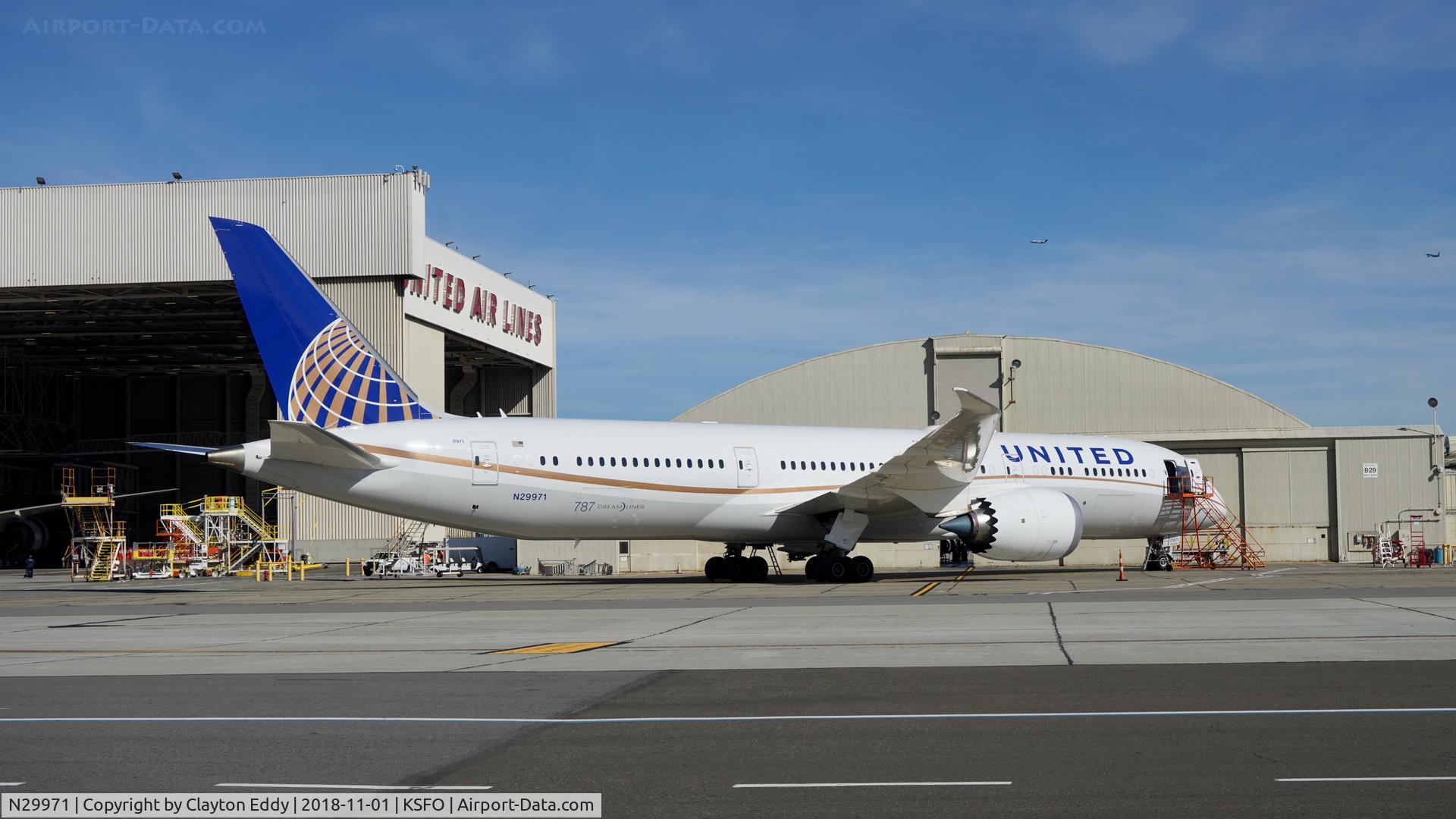 N29971, 2017 Boeing 787-9 Dreamliner Dreamliner C/N 60147, SFO 2018.