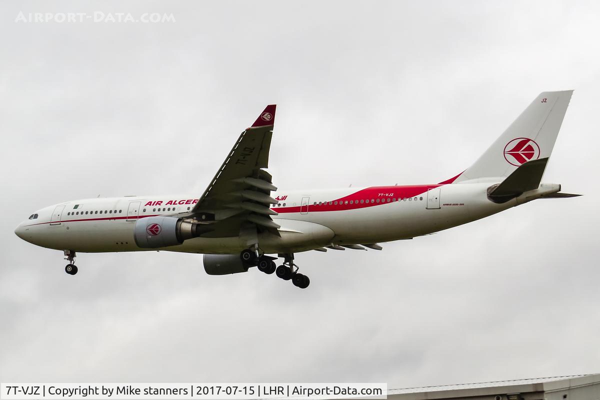 7T-VJZ, 2005 Airbus A330-202 C/N 667, Air Algerie A330-202 Landing runway 27R from ALG,LHR 15.7.17