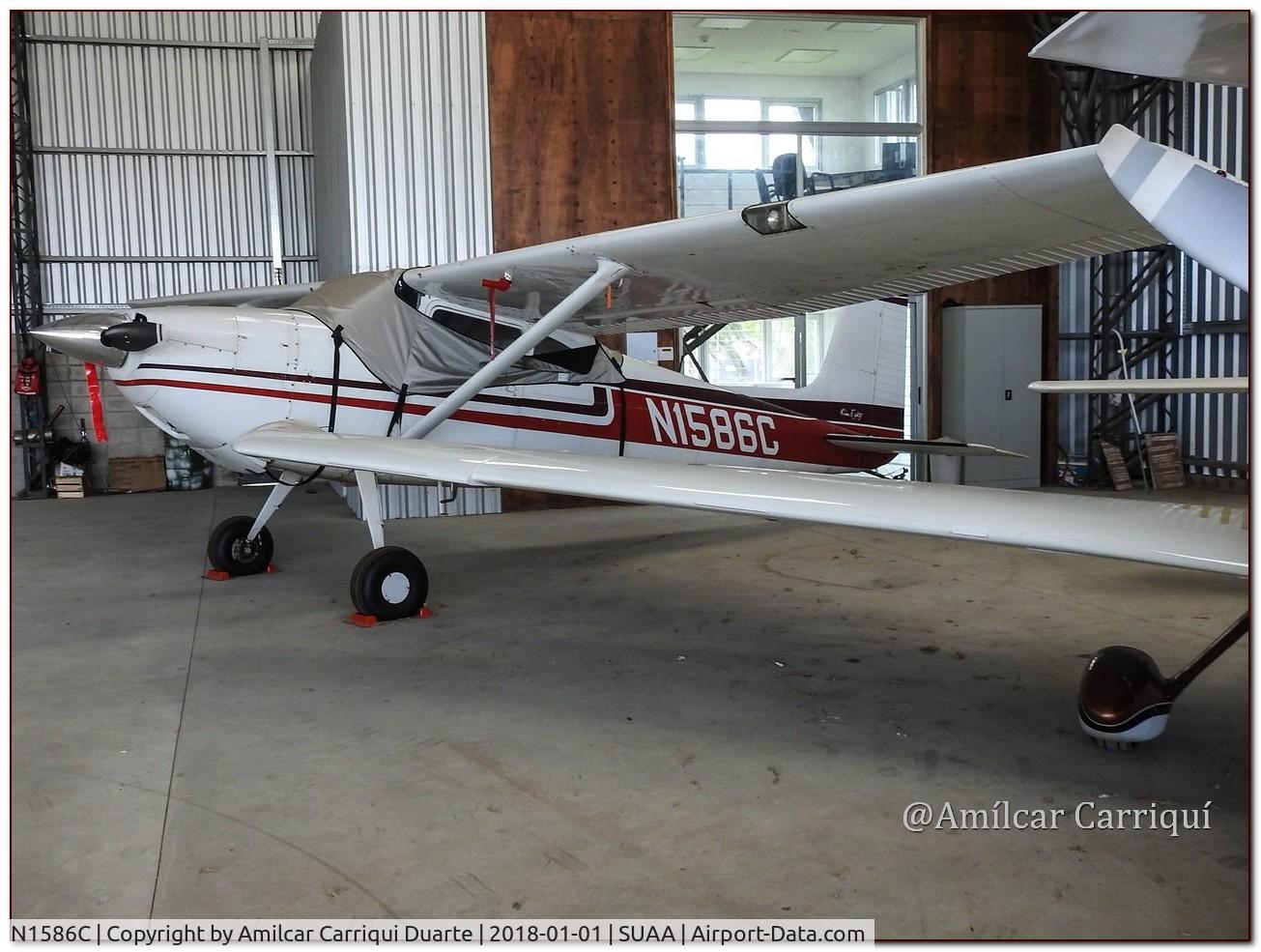N1586C, 1953 Cessna 180 C/N 30286, Inside hangar at SUAA