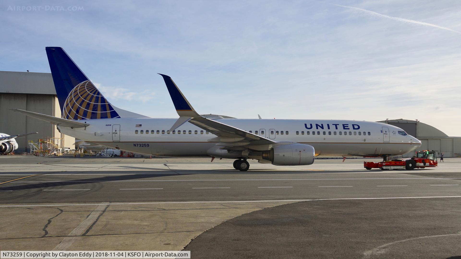N73259, 2001 Boeing 737-824 C/N 30803, SFO 2018.