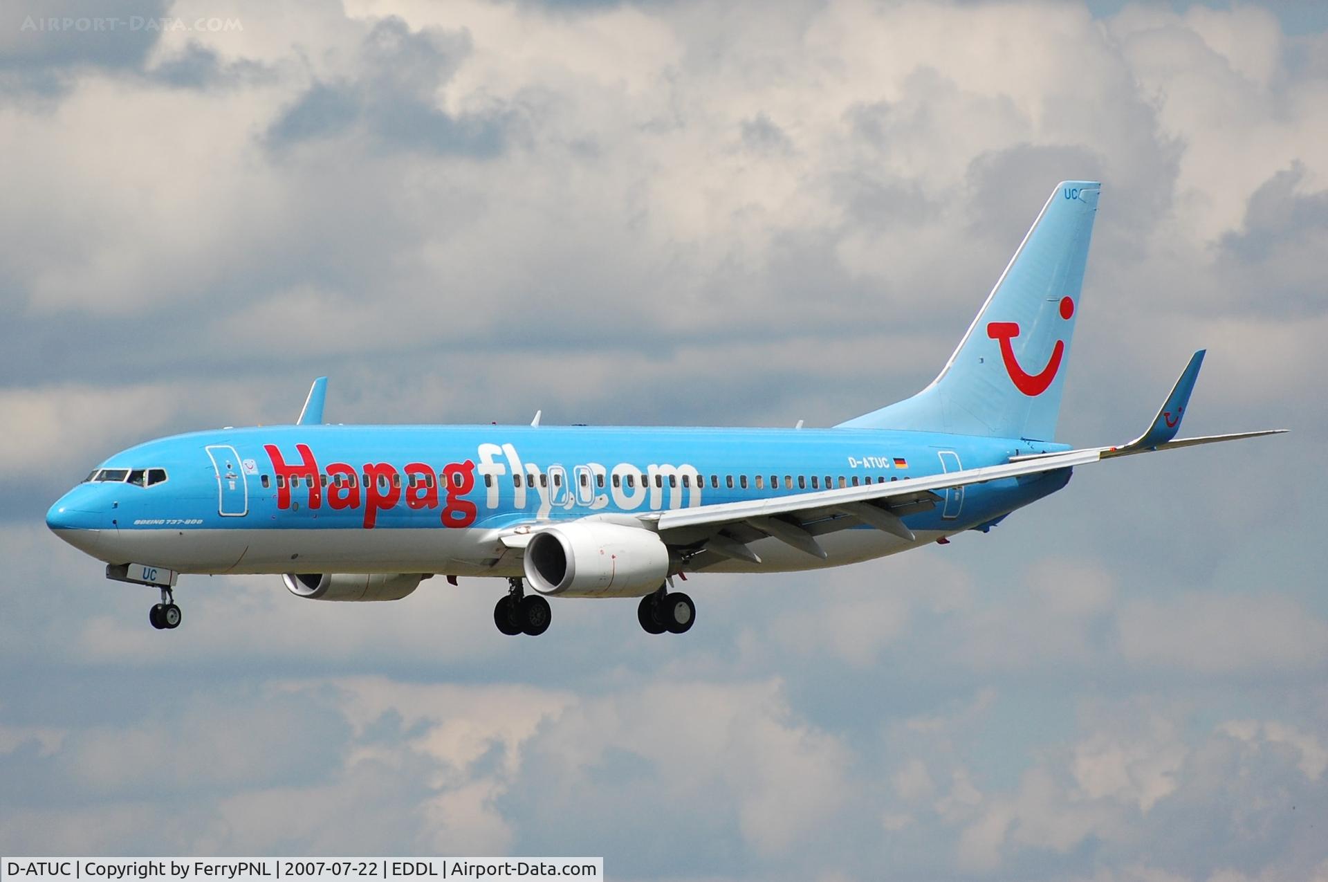 D-ATUC, 2006 Boeing 737-8K5 C/N 34684, Hapagfly B738 on short finals