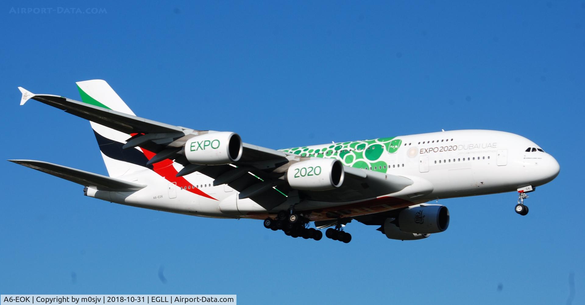 A6-EOK, 2015 Airbus A380-861 C/N 184, Taken from the theshold of 09L