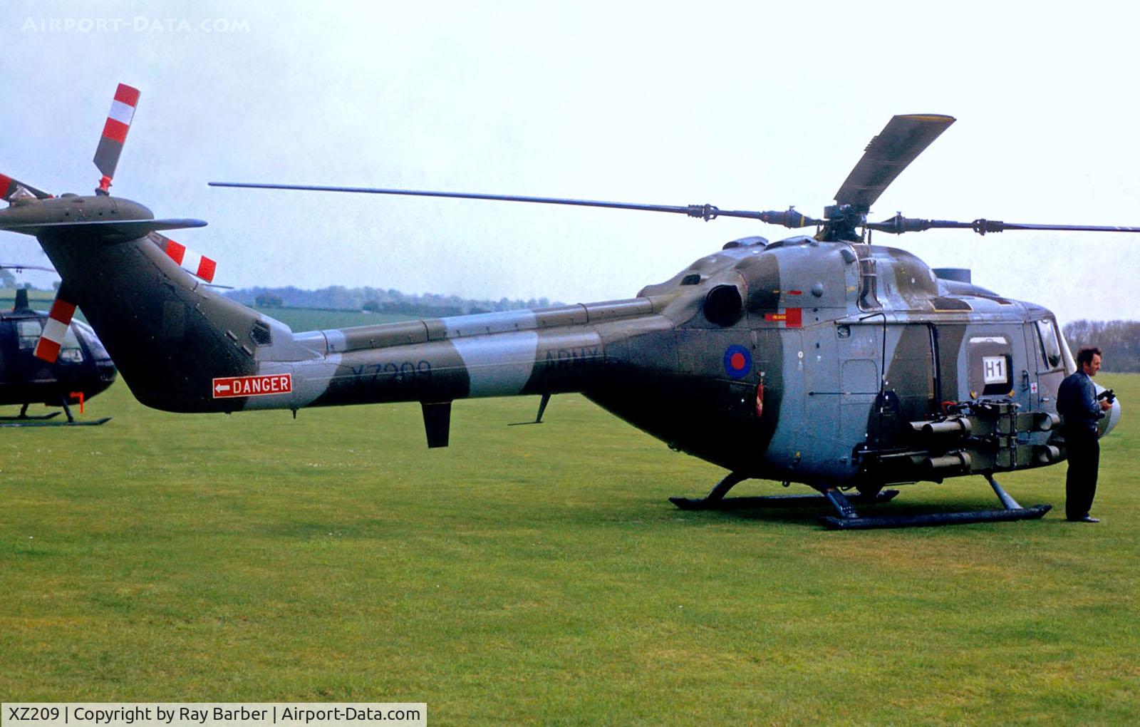 XZ209, 1979 Westland Lynx AH.7 C/N 125, XZ209   Westland Lynx AH.7 [125] (Army Air Corps) (Place & Date unknown)