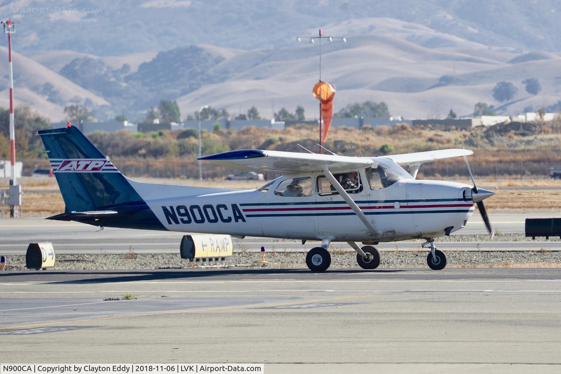 N900CA, 1997 Cessna 172R C/N 172-80114, Livermore Airport California 2018.