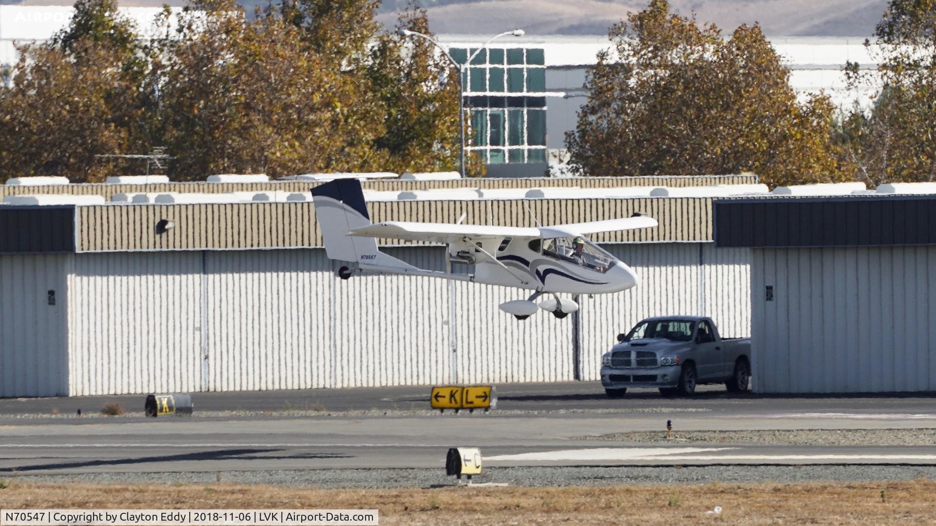 N70547, 2004 Aeroprakt A-26 Twin Vista SS C/N 015, Livermore Airport California 2018.