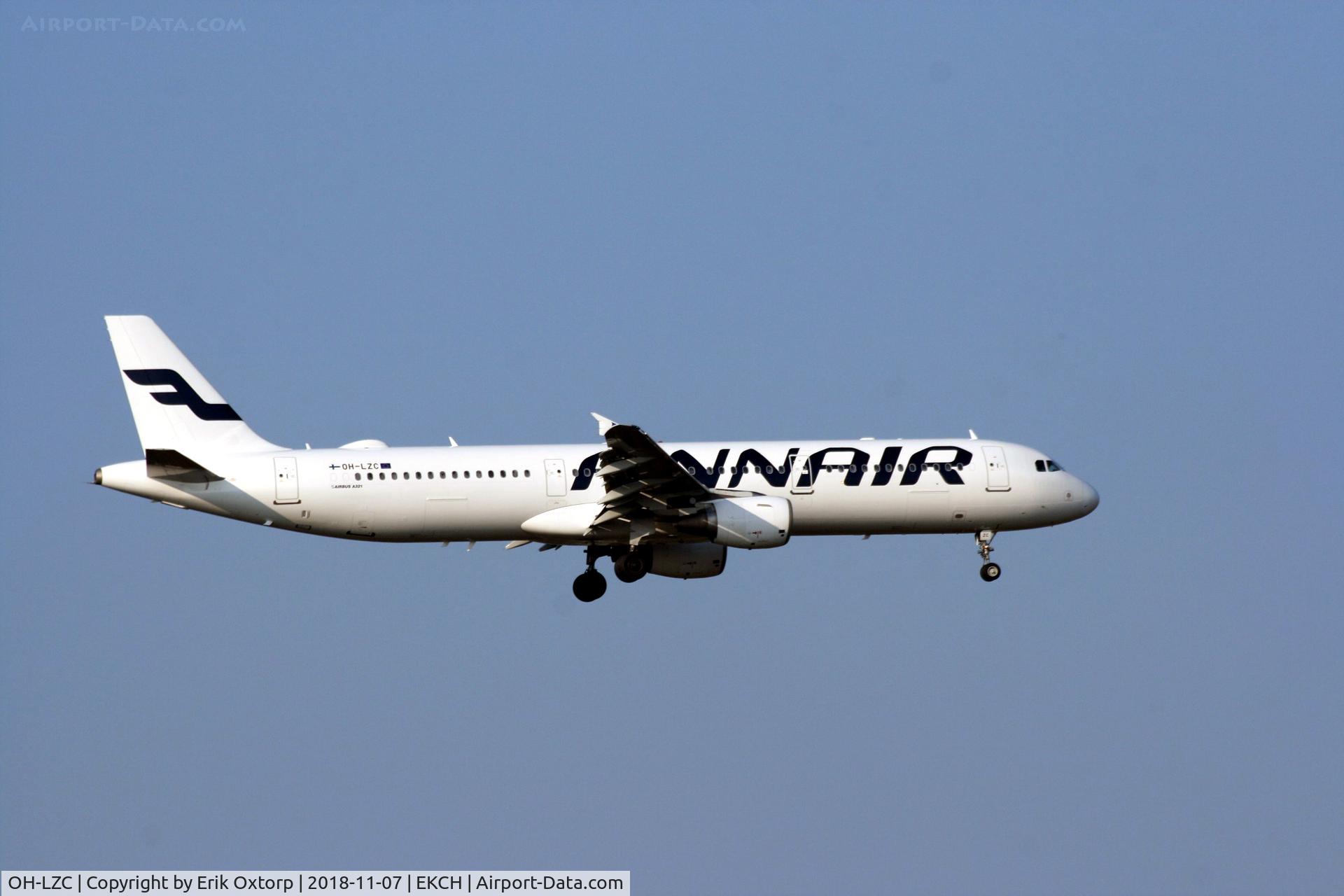 OH-LZC, 2000 Airbus A321-211 C/N 1185, OH-LZC landing rw 04L