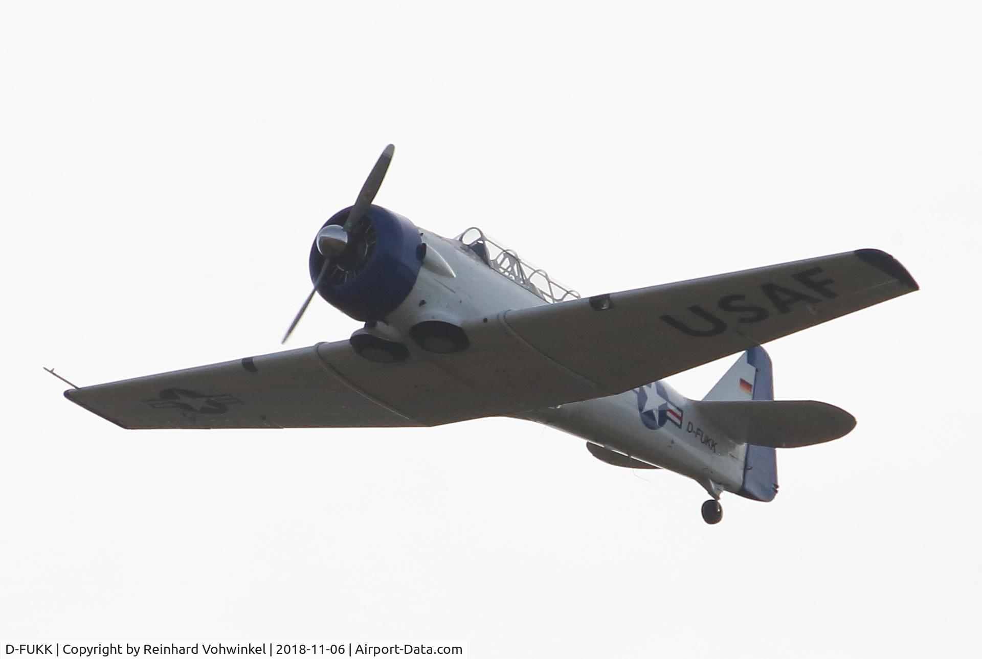 D-FUKK, Canadian Car & Foundry T-6 Harvard Mk4 C/N CCF4-046, flying over Velbert-EBK 2018-11-06 15.18 pm
coordinates: 51°18´39 N - 07°02´38 E