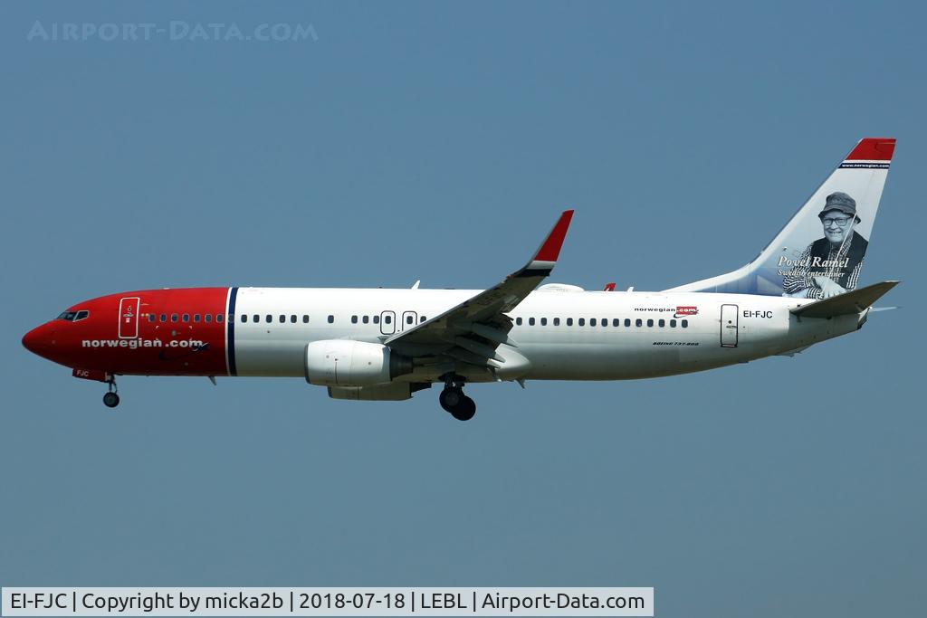 EI-FJC, 2011 Boeing 737-81D C/N 39412, Landing