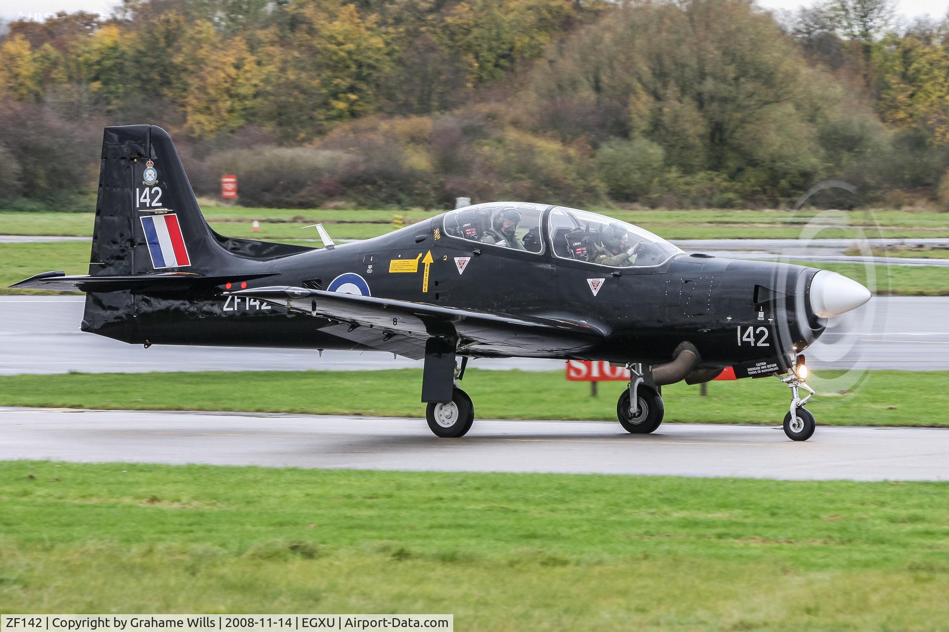 ZF142, 1988 Short S-312 Tucano T1 C/N S008/T8, Shorts Tucano T1 ZF142 1 FTS RAF, Linton-on-Ouse 14/11/08
