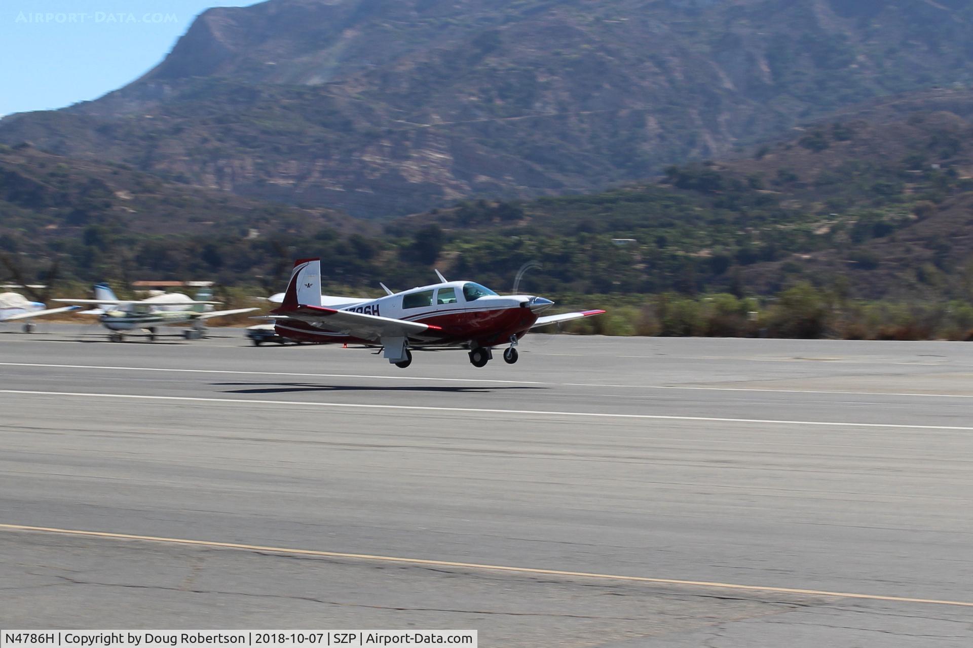 N4786H, 1979 Mooney M20J 201 C/N 24-0876, 1979 Mooney M20J 201, Lycoming IO-360 A&C 200 Hp, takeoff climb Rwy 22