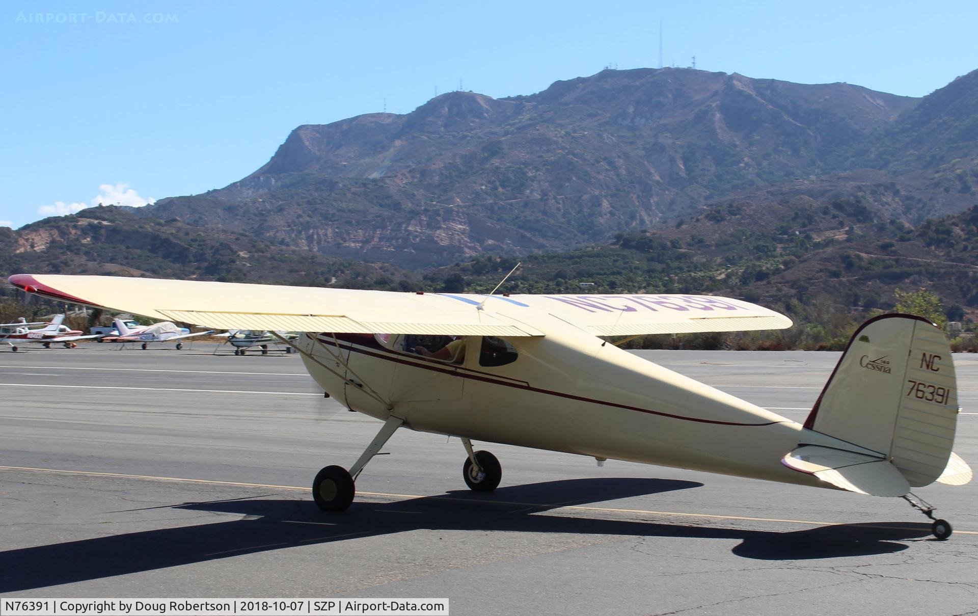 N76391, 1946 Cessna 140 C/N 10812, 1946 Cessna 140, Continental C85 85 Hp, taxi back. My first light aircraft rides were in a friend's C140 61 years ago from Flying Cloud Field KFCM. Warm memories never fade!