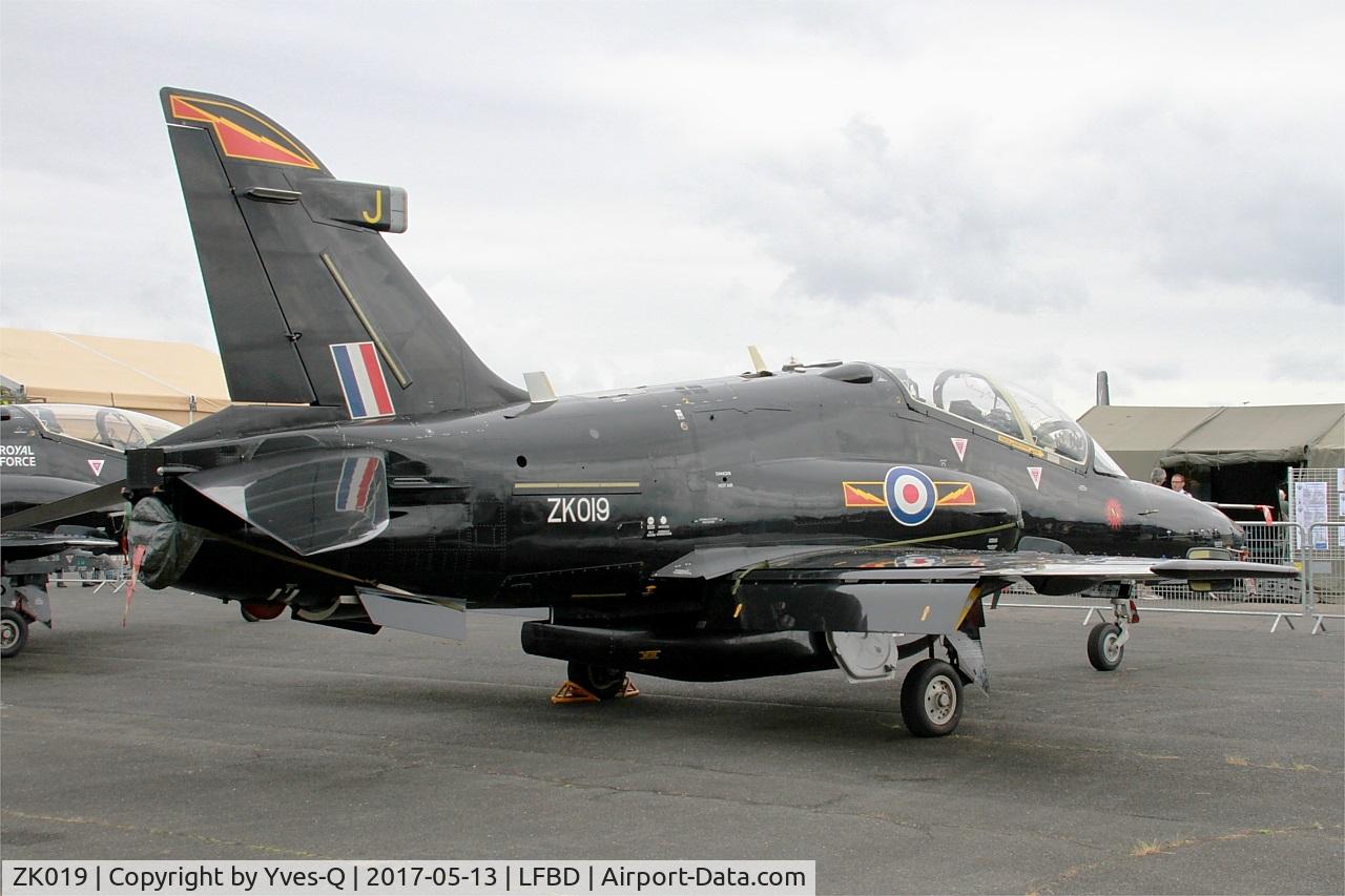 ZK019, 2008 British Aerospace Hawk T2 C/N RT010/1248, British Aerospace Hawk T.2, Static display, Bordeaux-Mérignac BA 106 (LFBD-BOD) Open day 2017