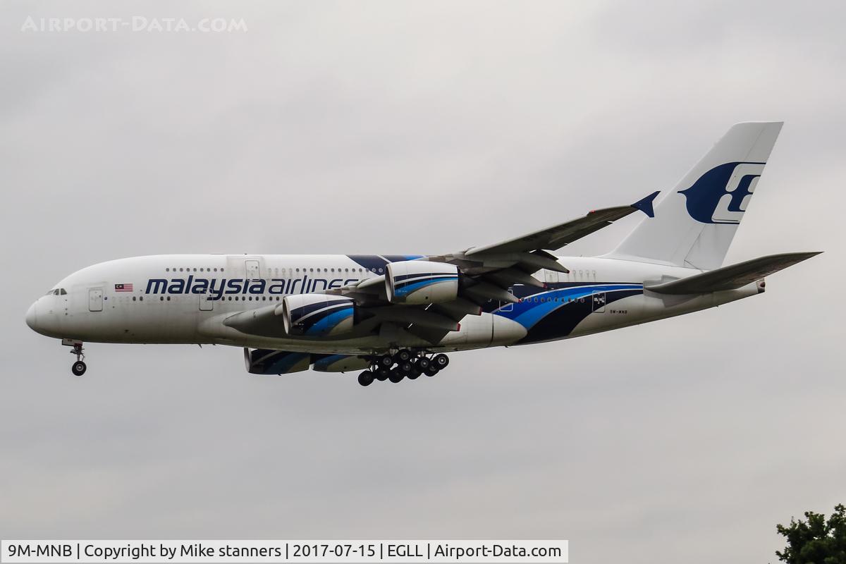 9M-MNB, 2012 Airbus A380-841 C/N 081, Malaysia Airlines A380-841 Landing runway 27L from KUL,LHR 15.7.17