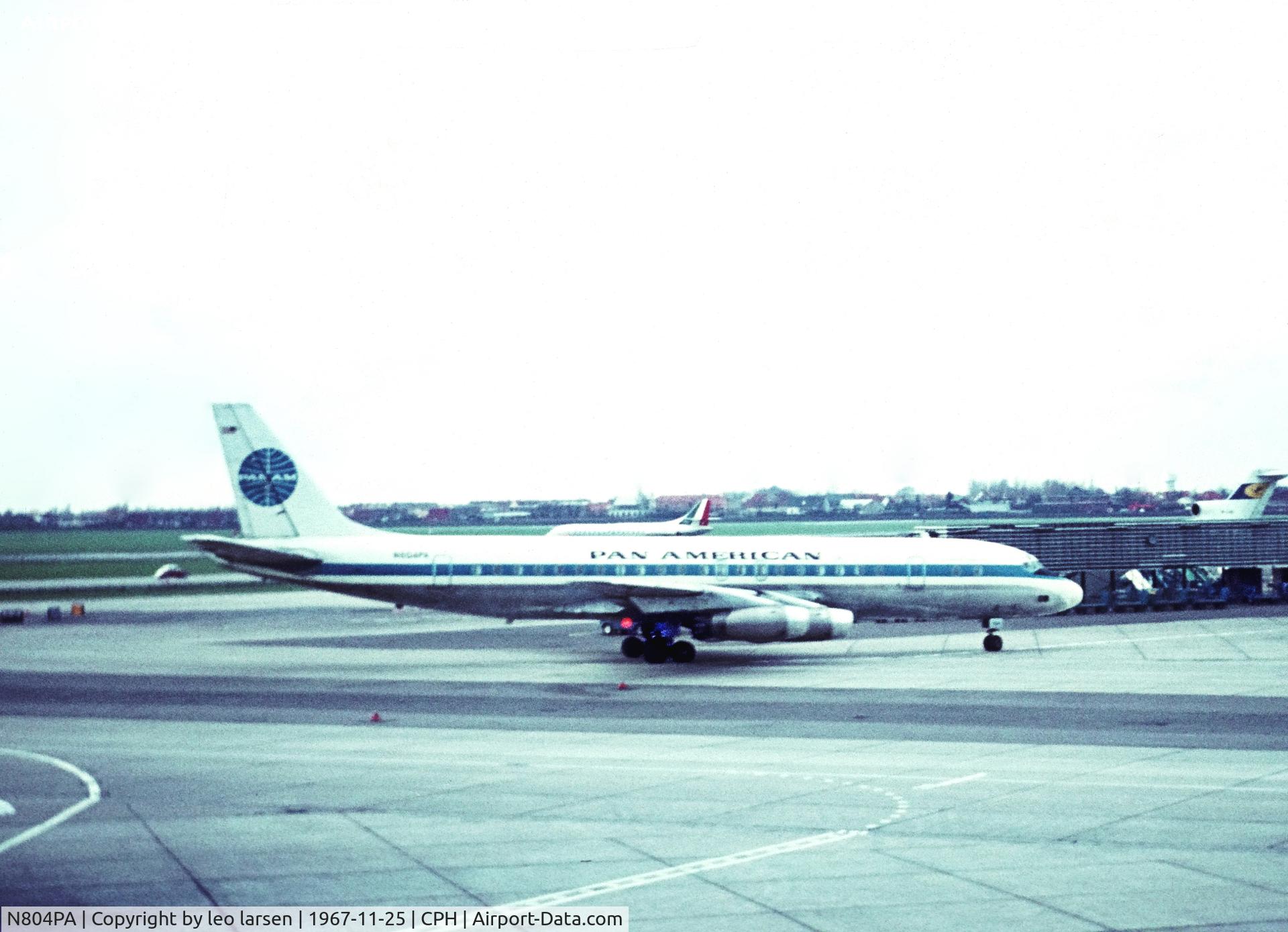 N804PA, 1960 Douglas DC-8-33 C/N 45257, Copenhagen 25.11.1967