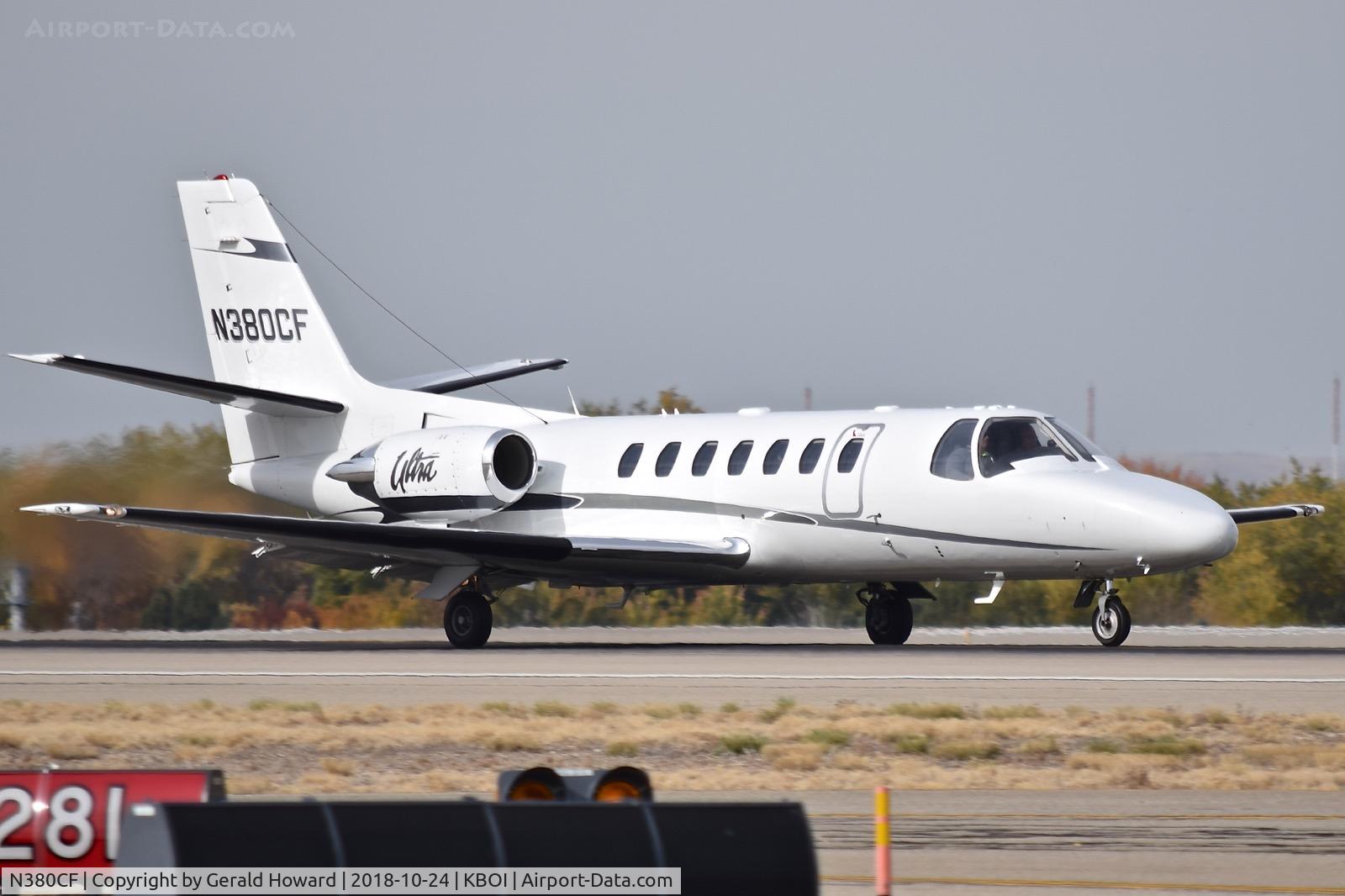 N380CF, 1996 Cessna 560 C/N 560-0380, Take off roll.