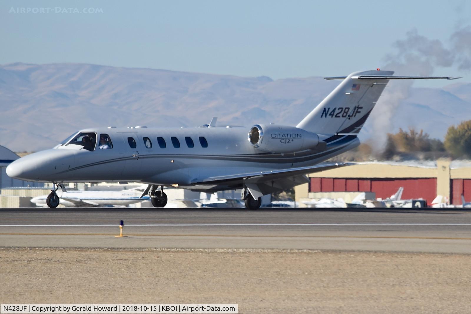N428JF, 2008 Cessna 525A C/N 525A0428, Landing RWY 10L.